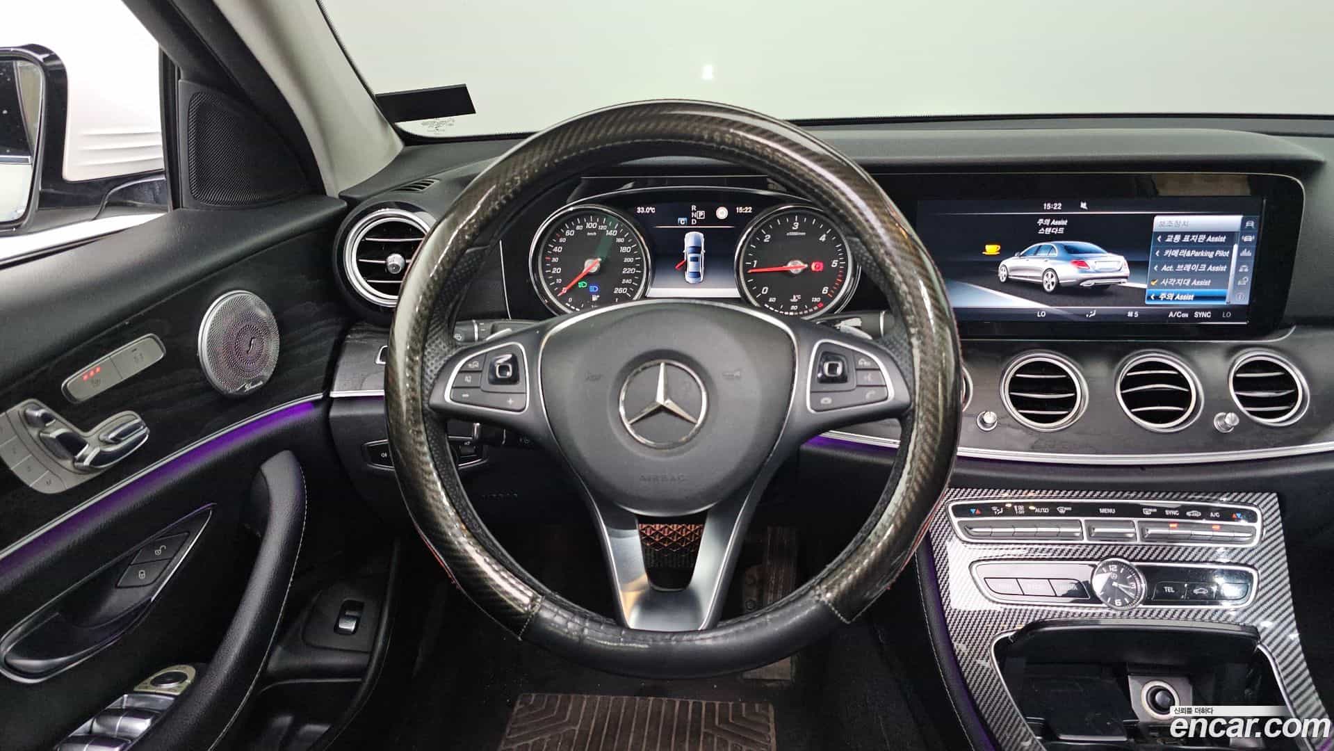 E-Class Mercedes-Benz 2017.5-OPTION-017