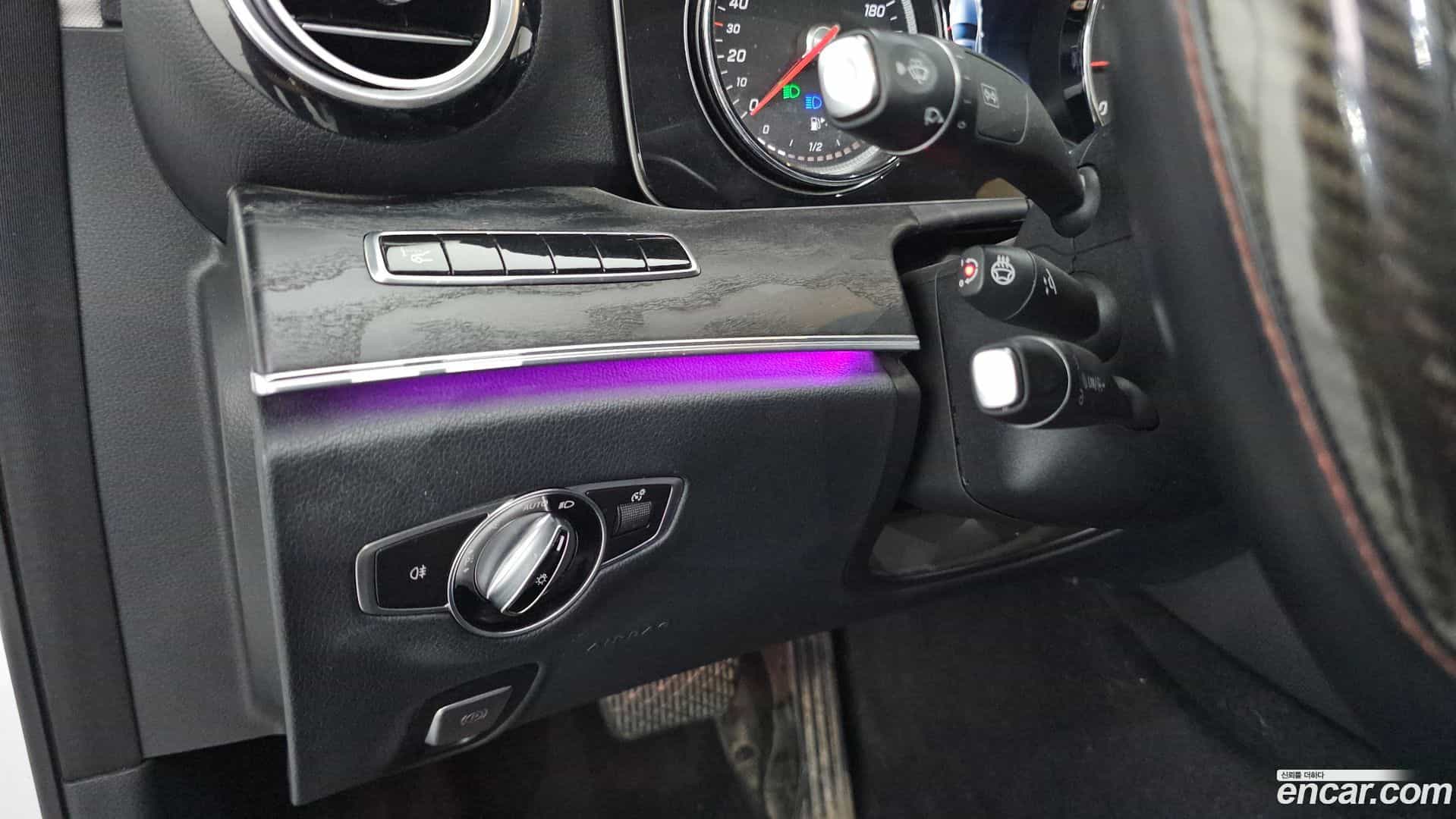E-Class Mercedes-Benz 2017.5-OPTION-022