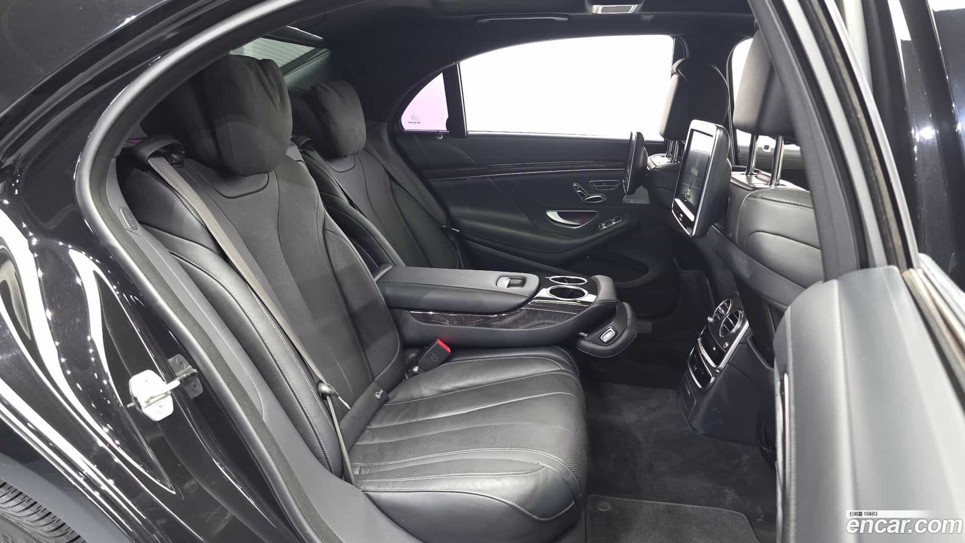 S-Class Mercedes-Benz 2017.5-OPTION-017