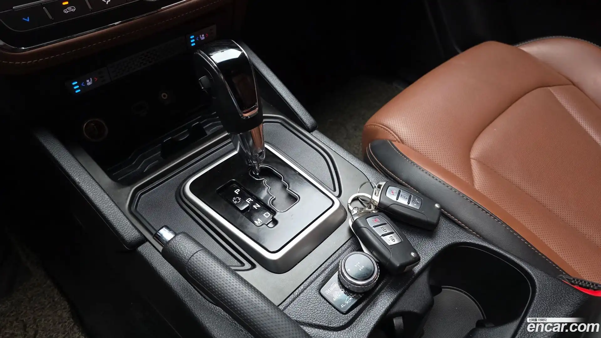 Rexton KG Mobility 2018.5-INNER-009