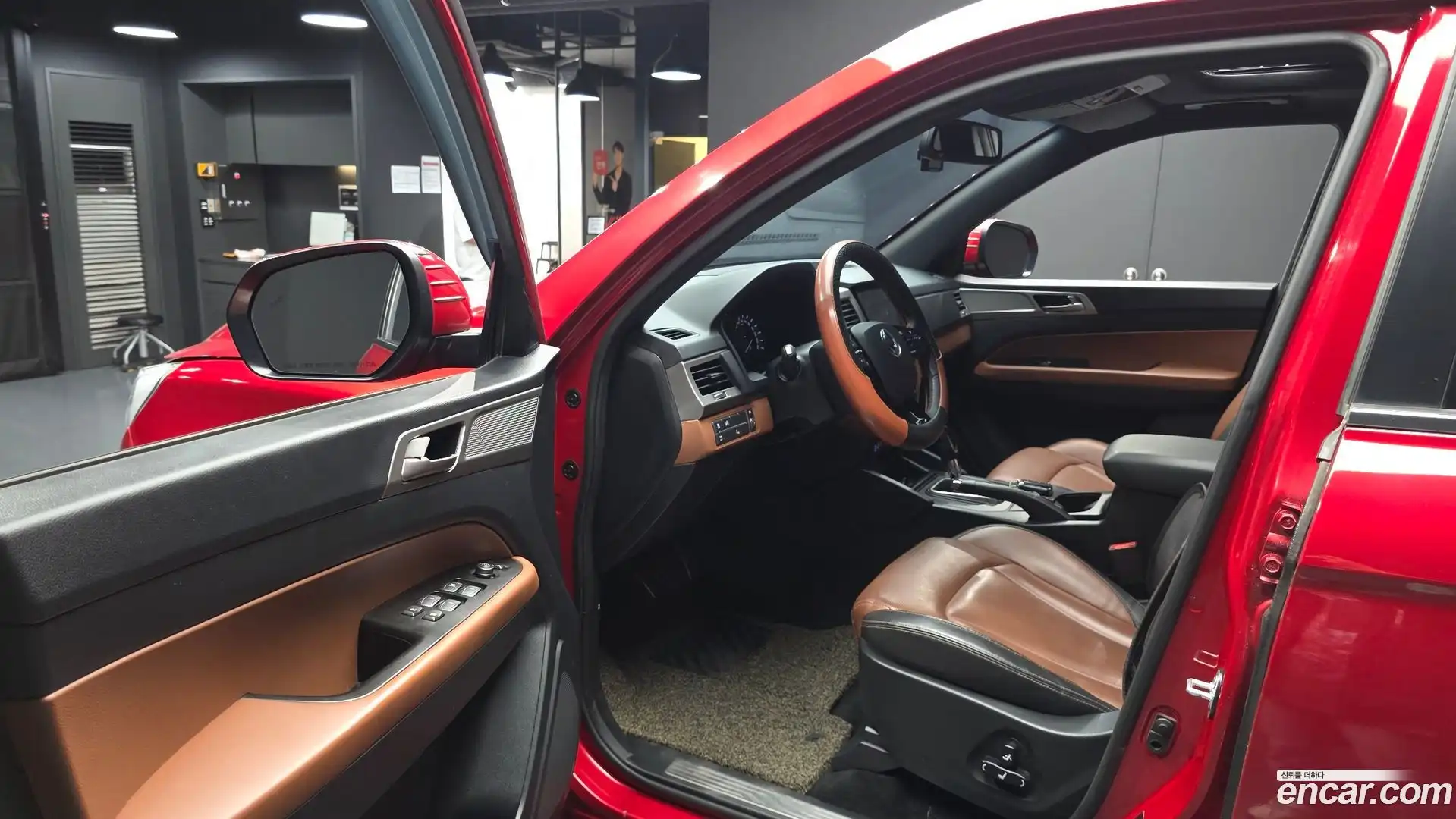 Rexton KG Mobility 2018.5-INNER-010