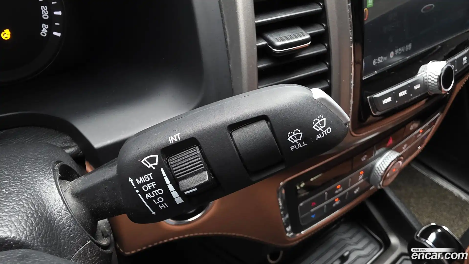 Rexton KG Mobility 2018.5-OPTION-040