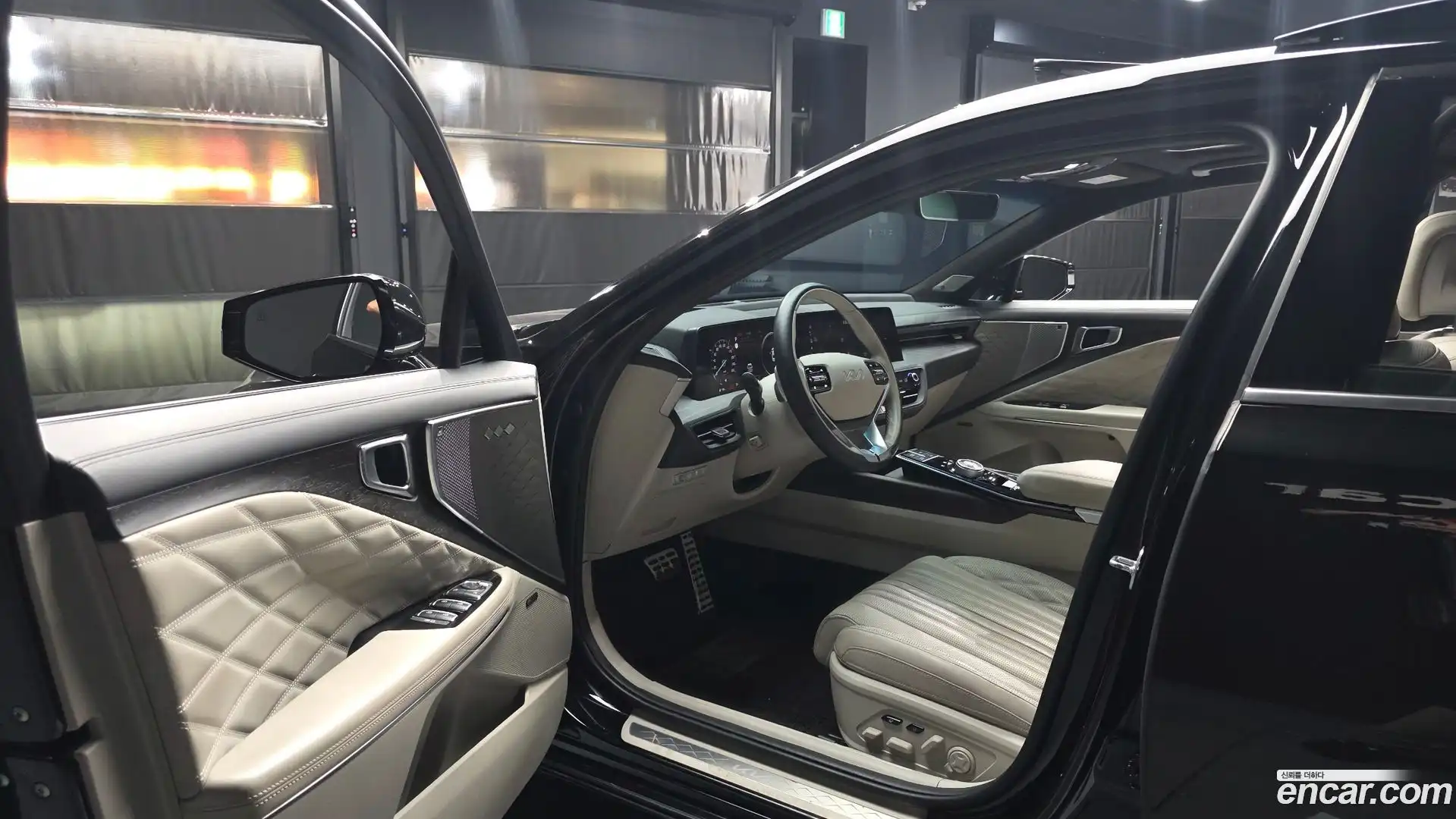K8 Kia 2023.1-INNER-010