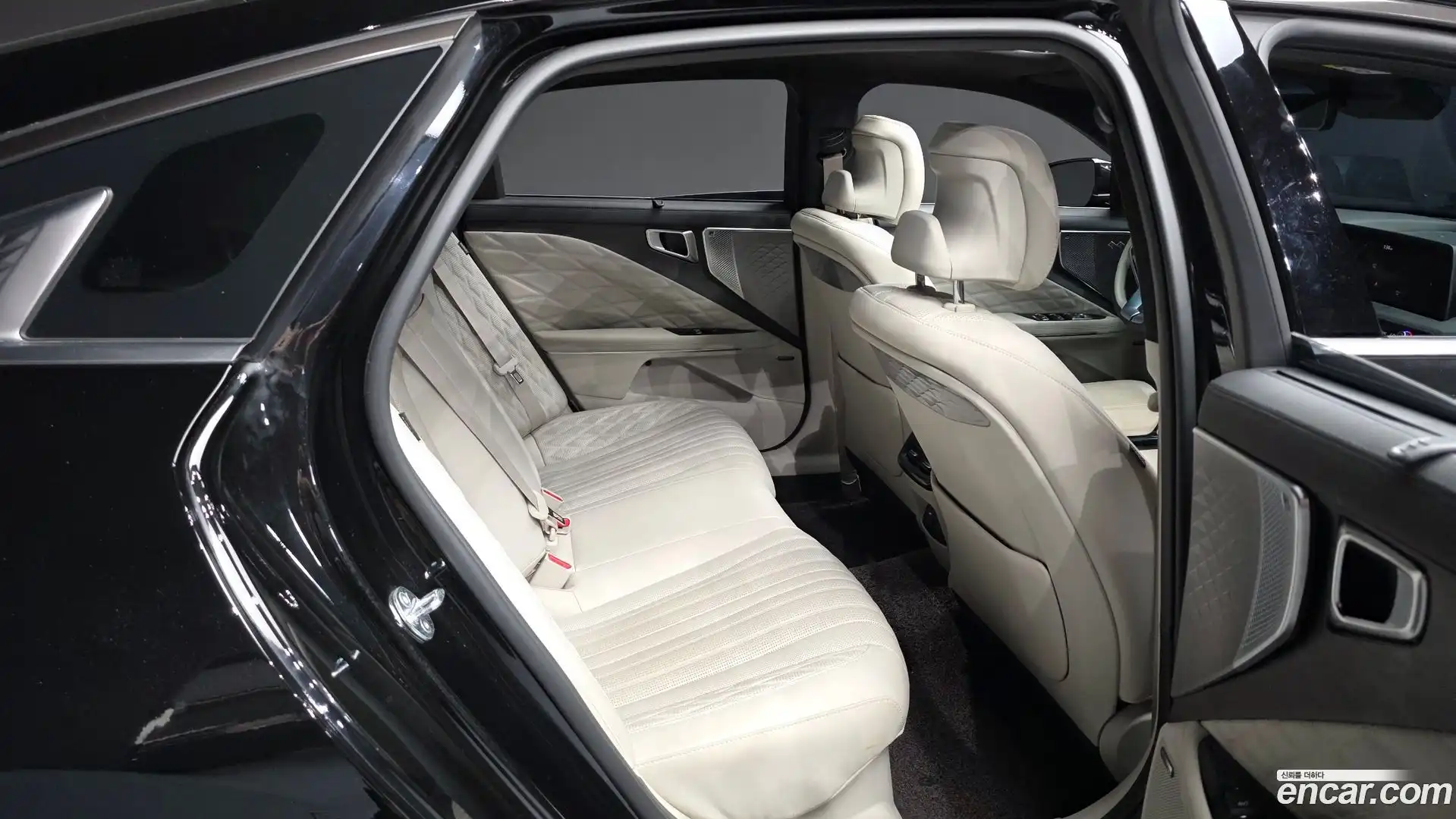 K8 Kia 2023.1-OPTION-016