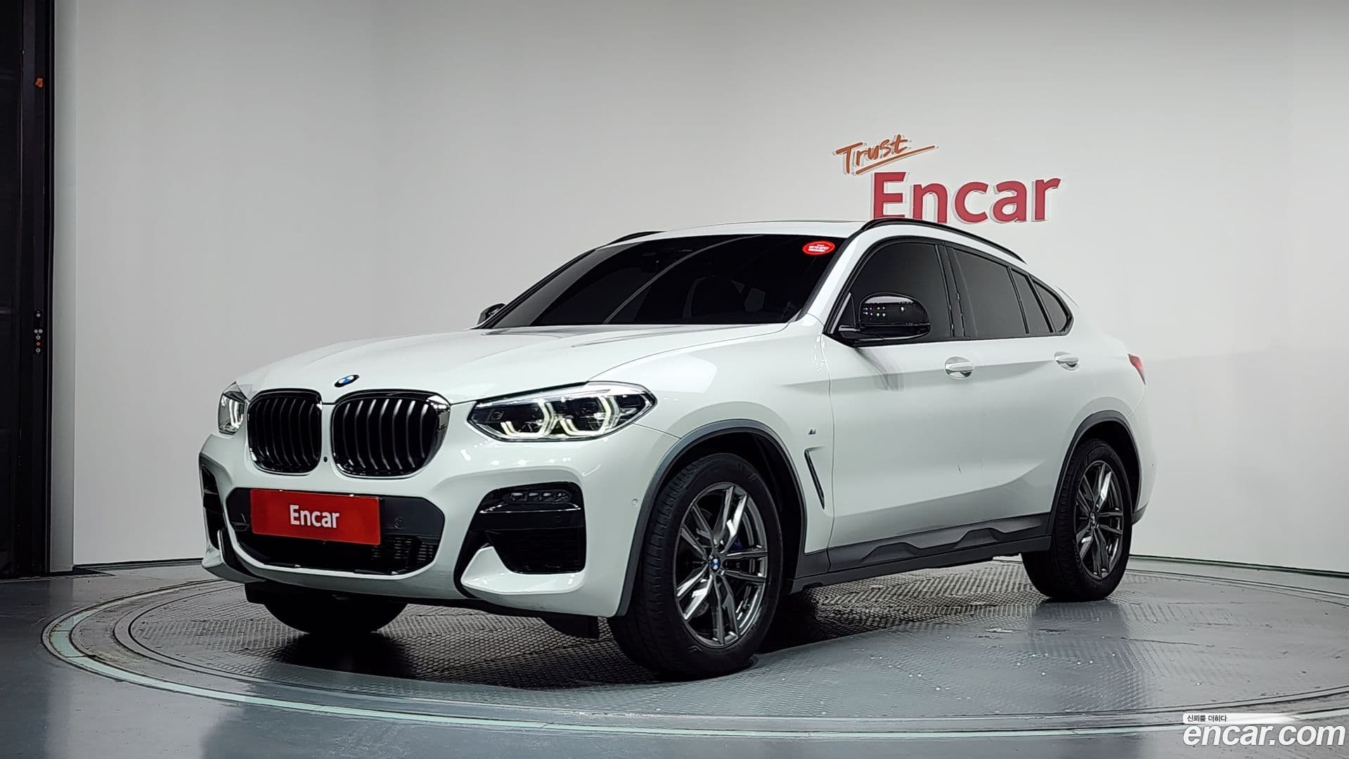 Main__Slider__Photo:X4 BMW 2021.8-0