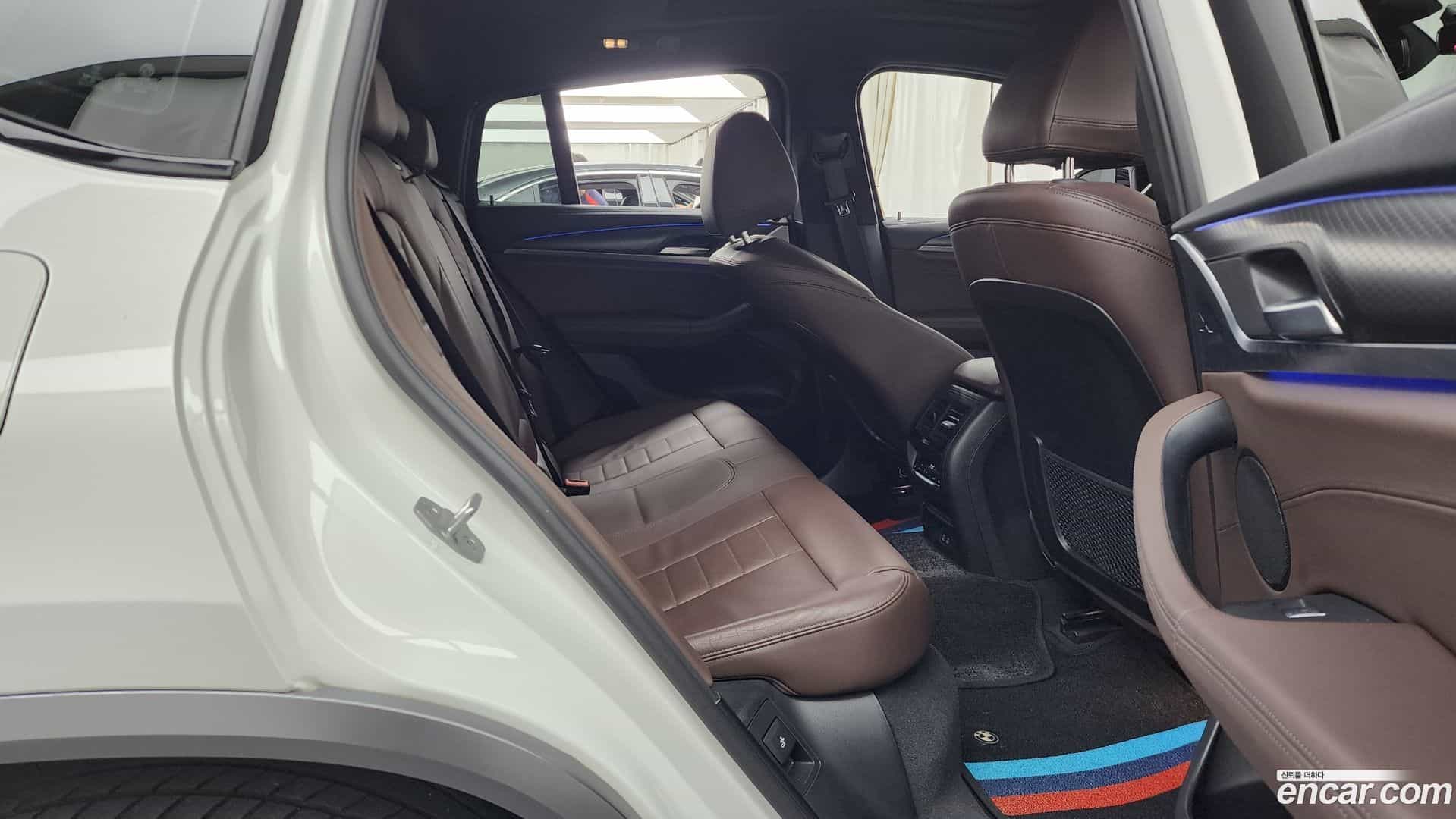 X4 BMW 2021.8-OPTION-016