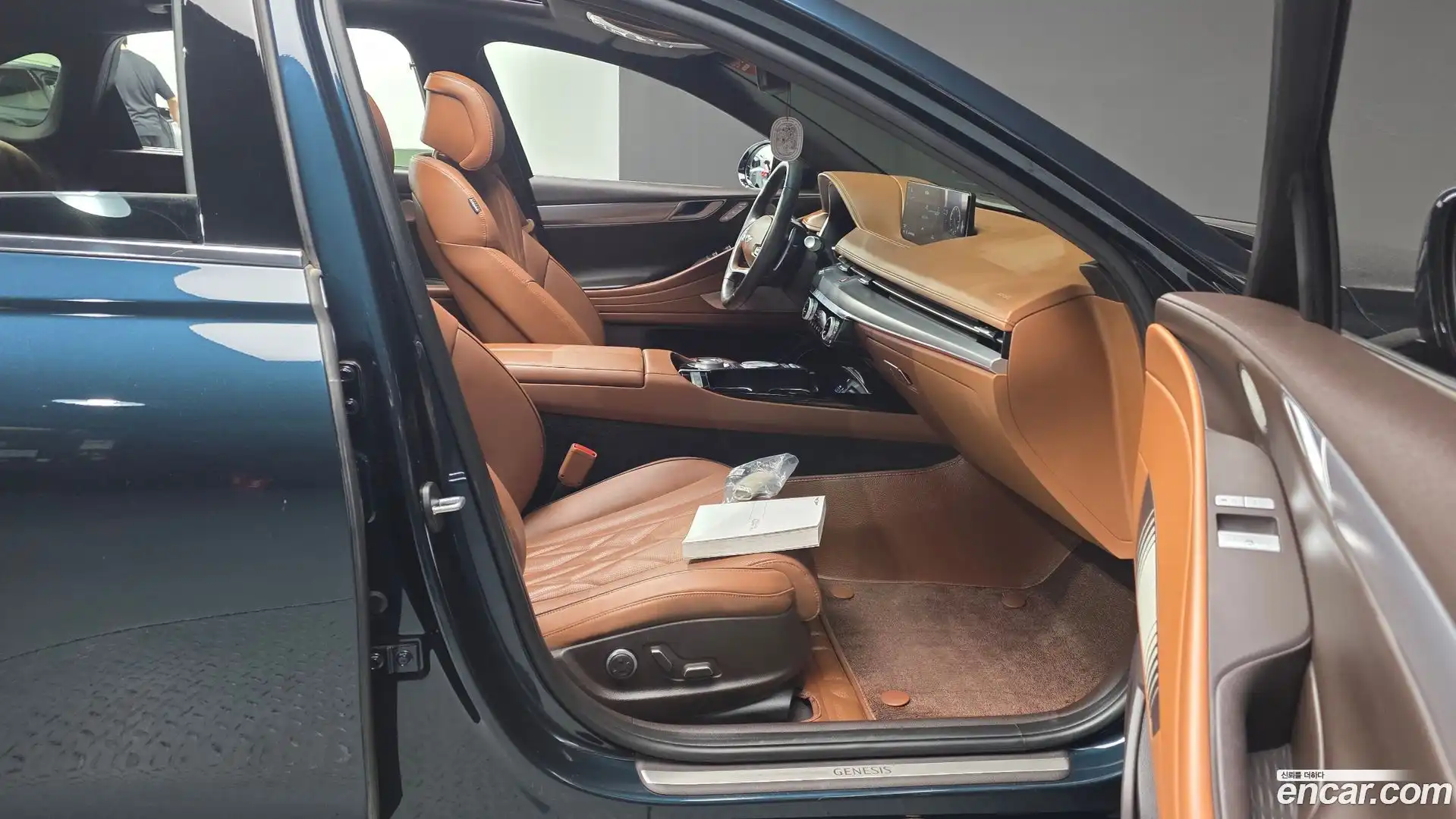 G80 Genesis 2022.9-INNER-036