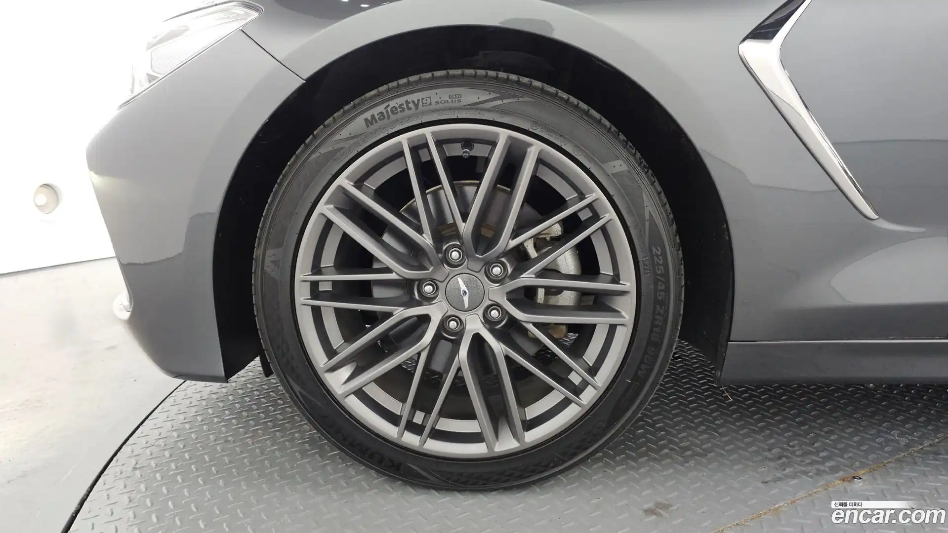 G70 Genesis 2018.7-OUTER-005