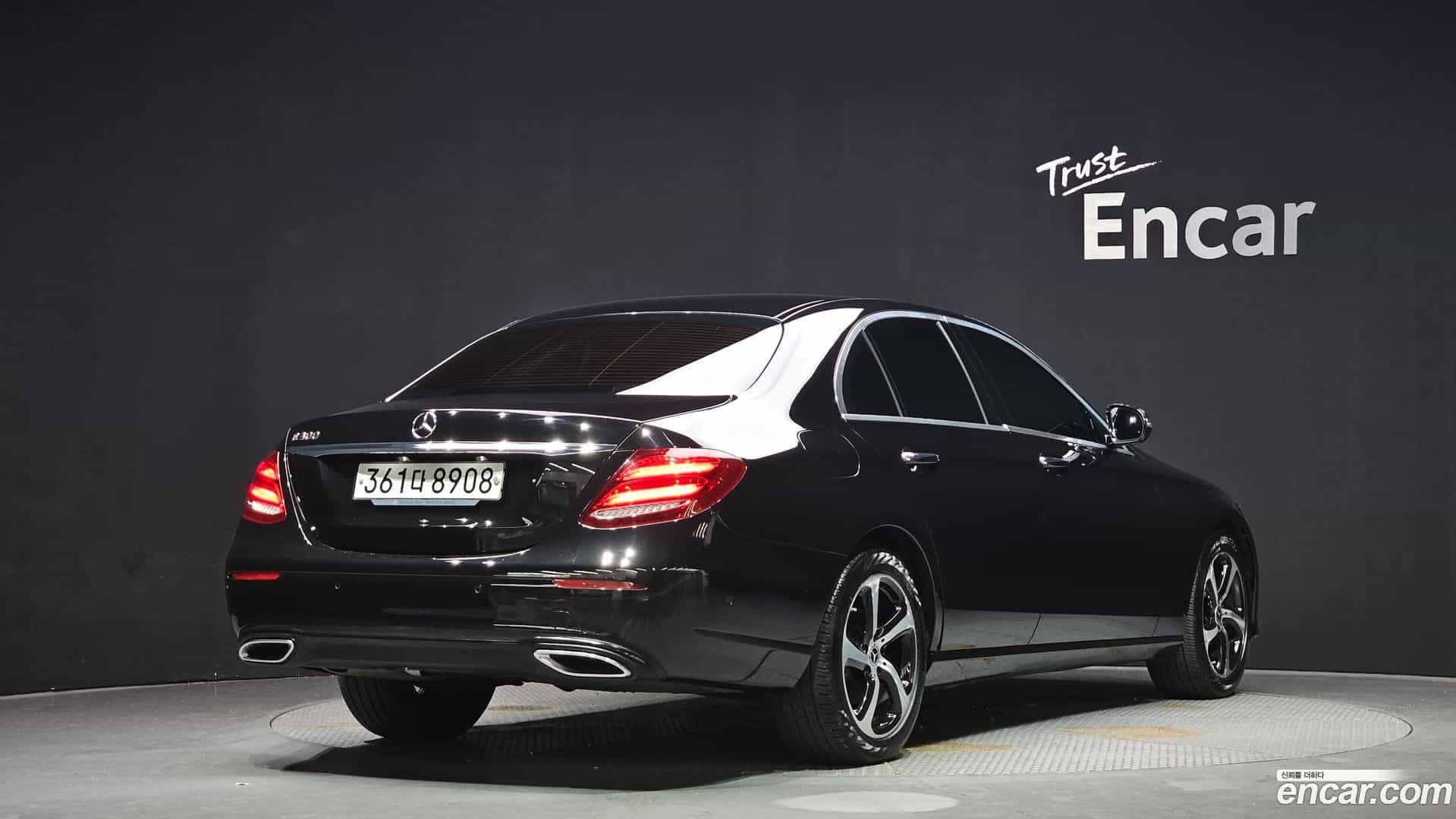 E-Class Mercedes-Benz 2020.4-OUTER-002