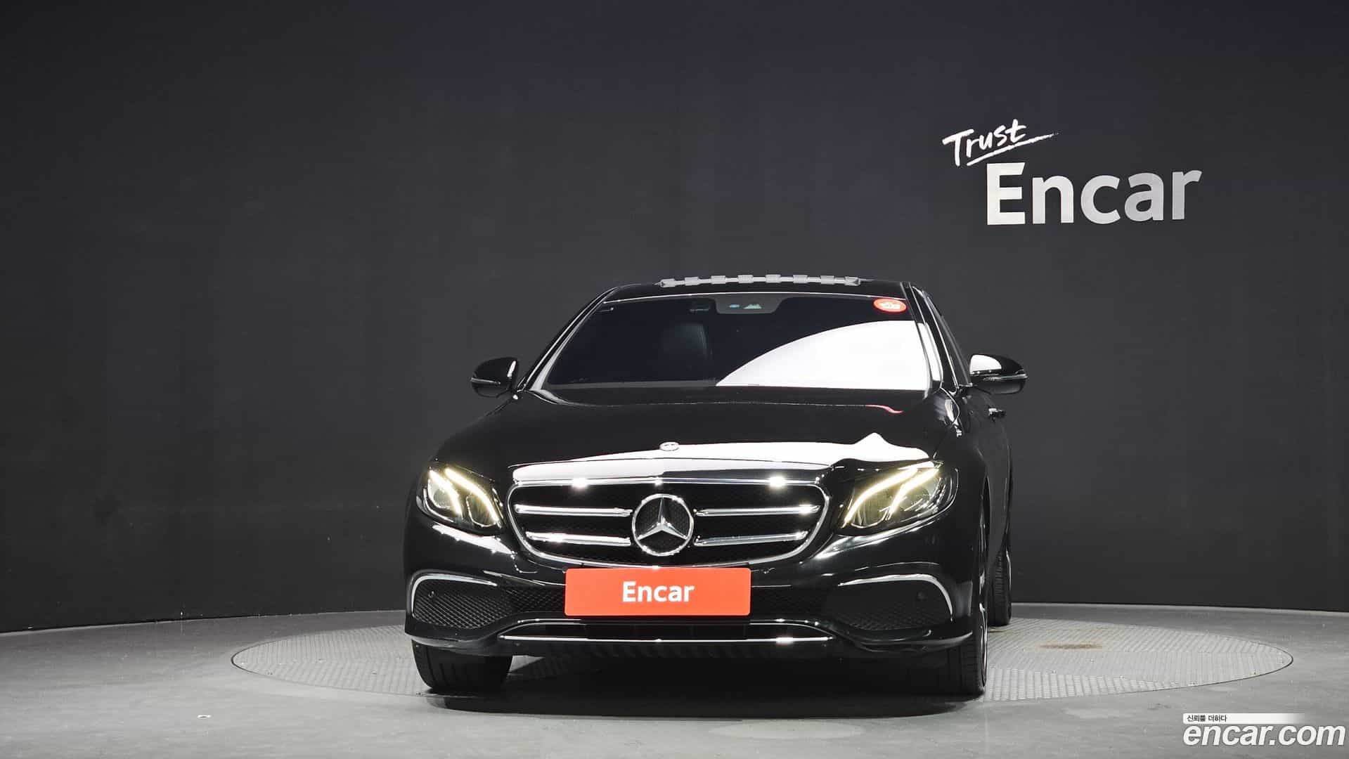 E-Class Mercedes-Benz 2020.4-OUTER-003