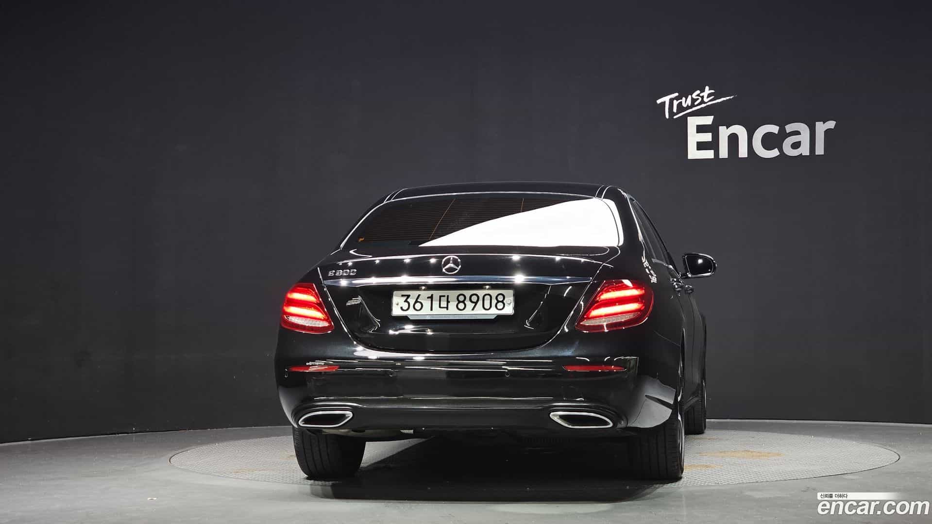 E-Class Mercedes-Benz 2020.4-OUTER-004