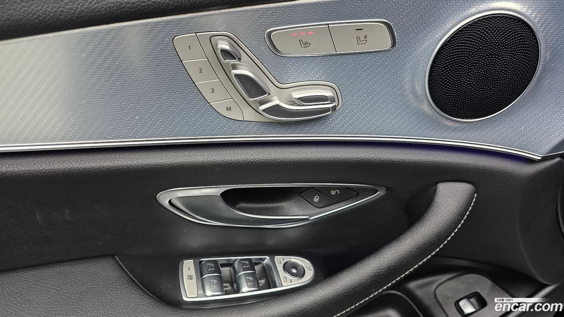 E-Class Mercedes-Benz 2020.4-OPTION-023