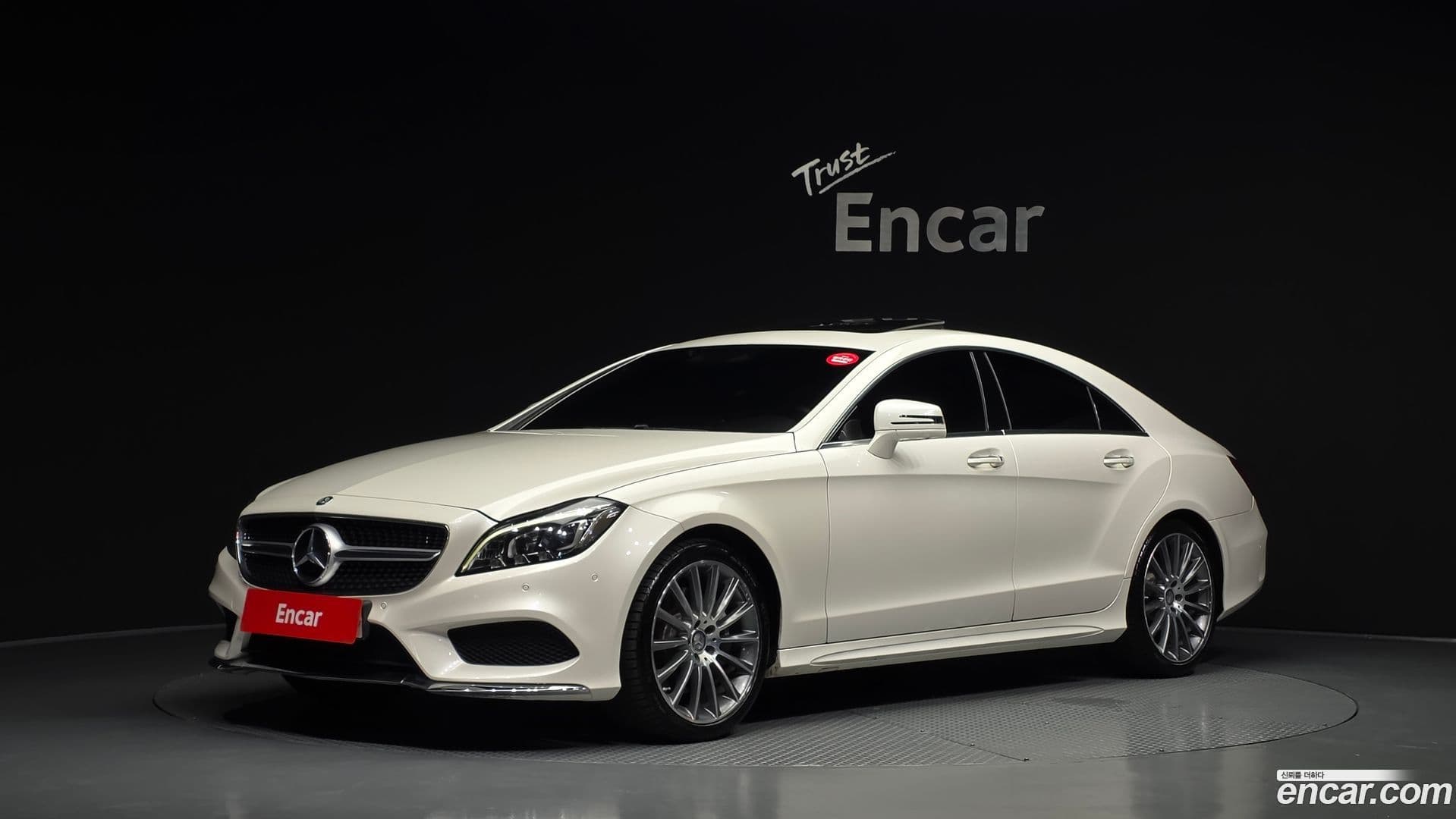 Main__Slider__Photo:CLS-Class Mercedes-Benz 2015.4-0