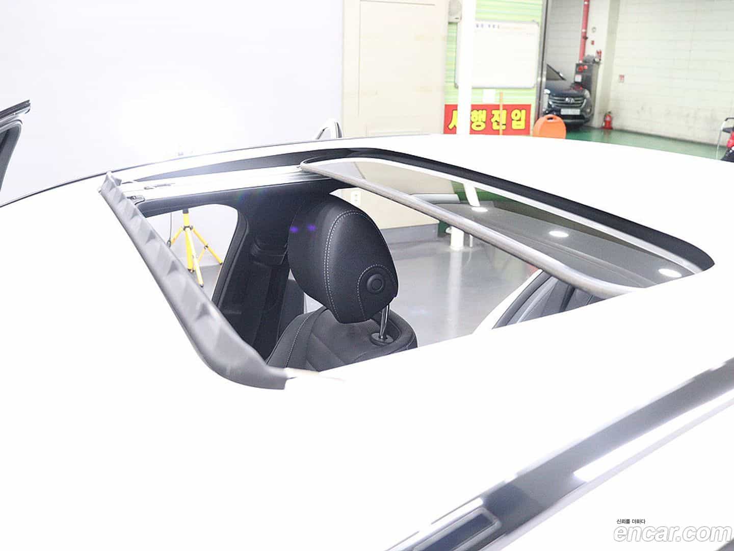 E-Class Mercedes-Benz 2023.5-INNER-007