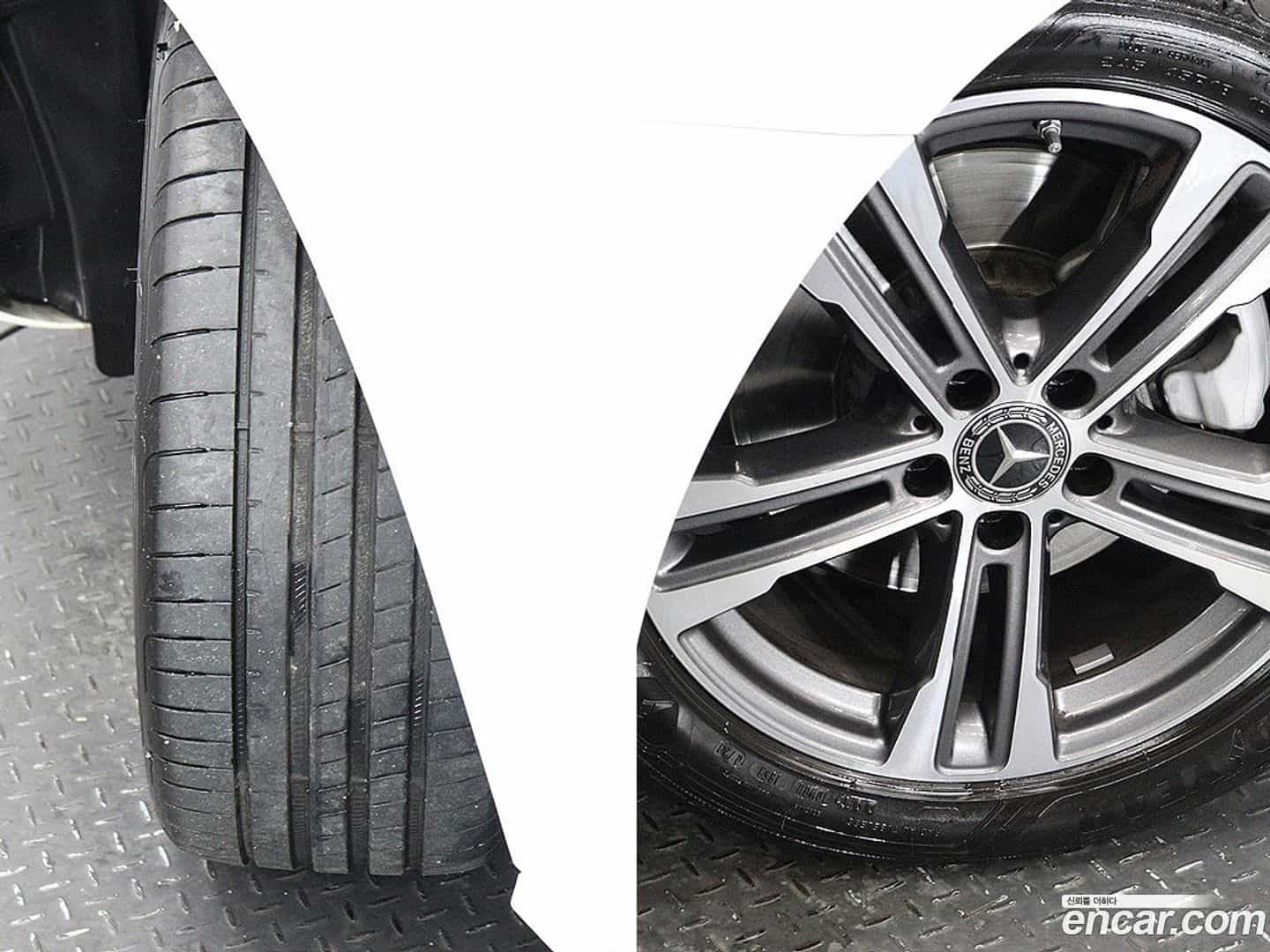 E-Class Mercedes-Benz 2023.5-OPTION-018