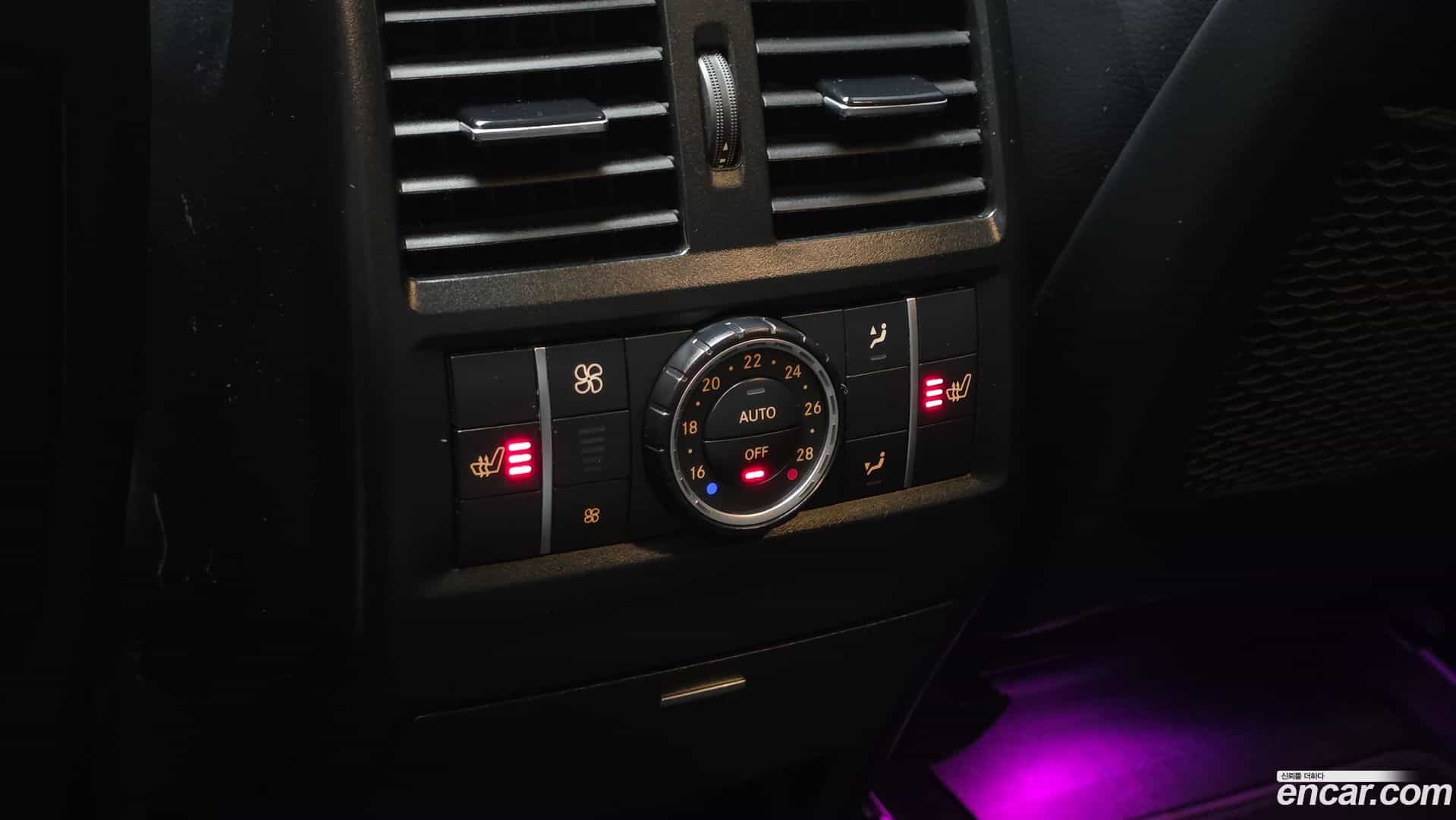 GLE-Class Mercedes-Benz 2018.8-OPTION-023
