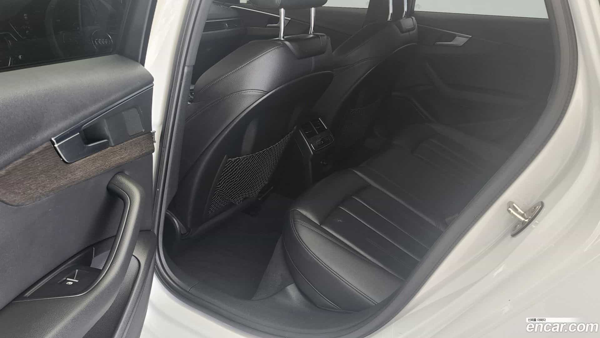 A4 Audi 2019.11-OPTION-020
