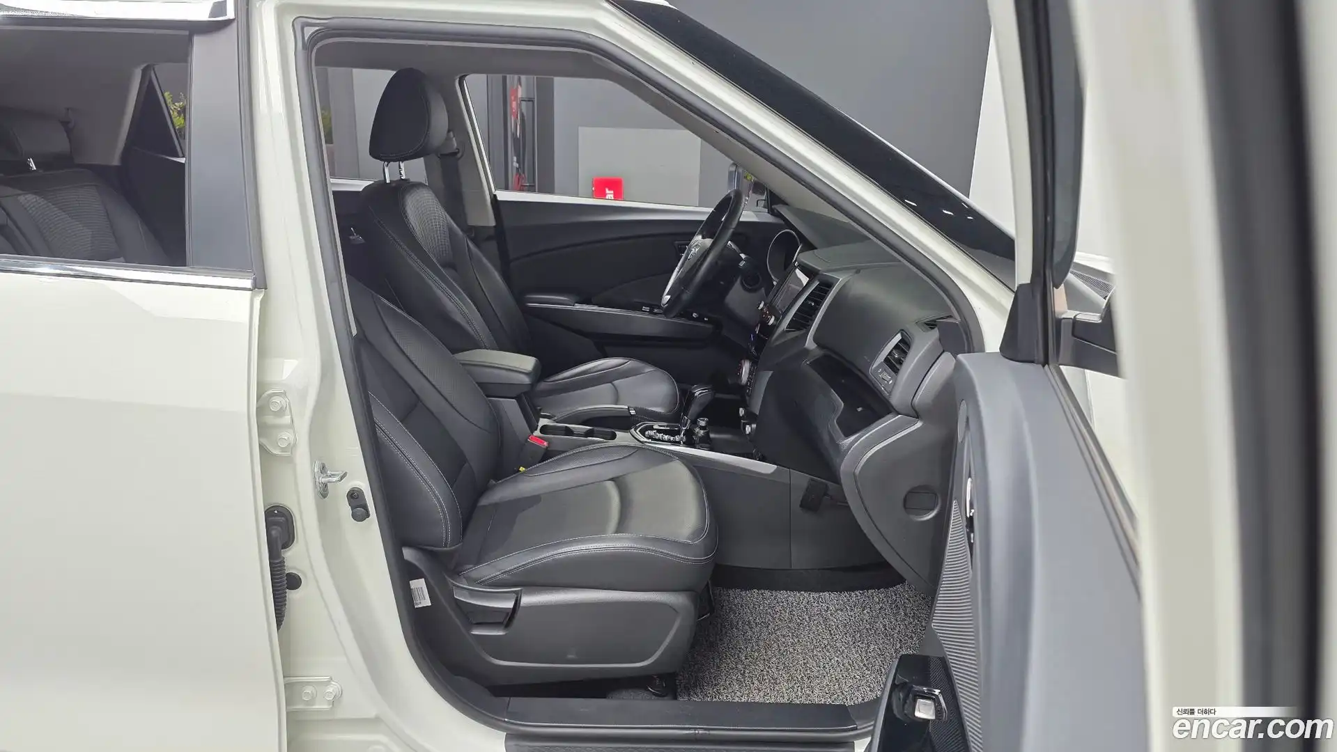 TIBOLI KG Mobility 2018.2-OPTION-015