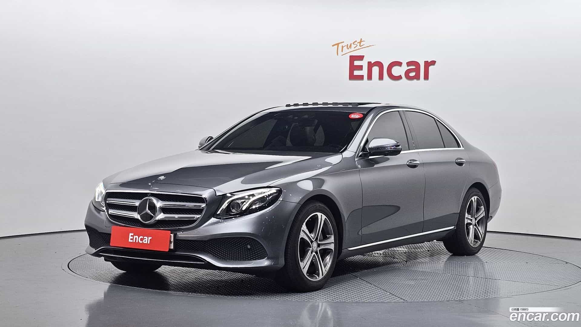 E-Class Mercedes-Benz 2017.3-OUTER-001
