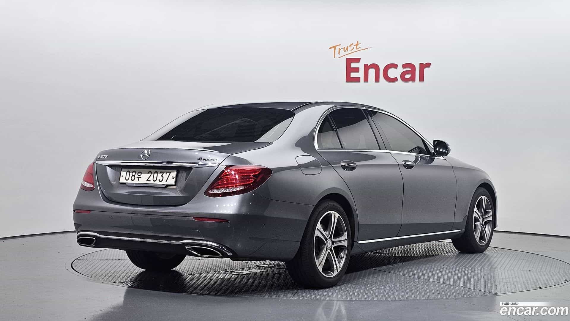 E-Class Mercedes-Benz 2017.3-OUTER-002