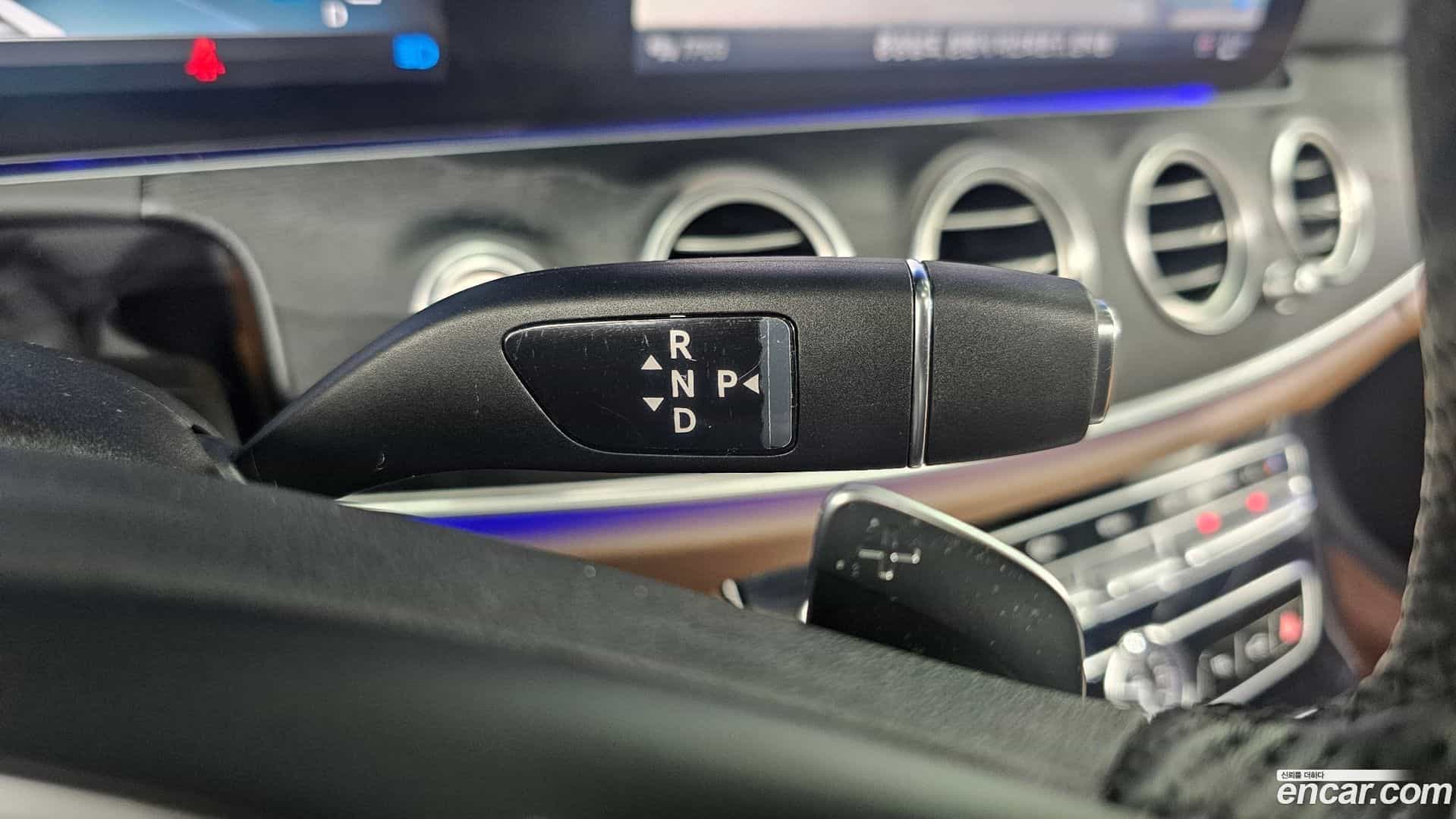 E-Class Mercedes-Benz 2017.3-INNER-009