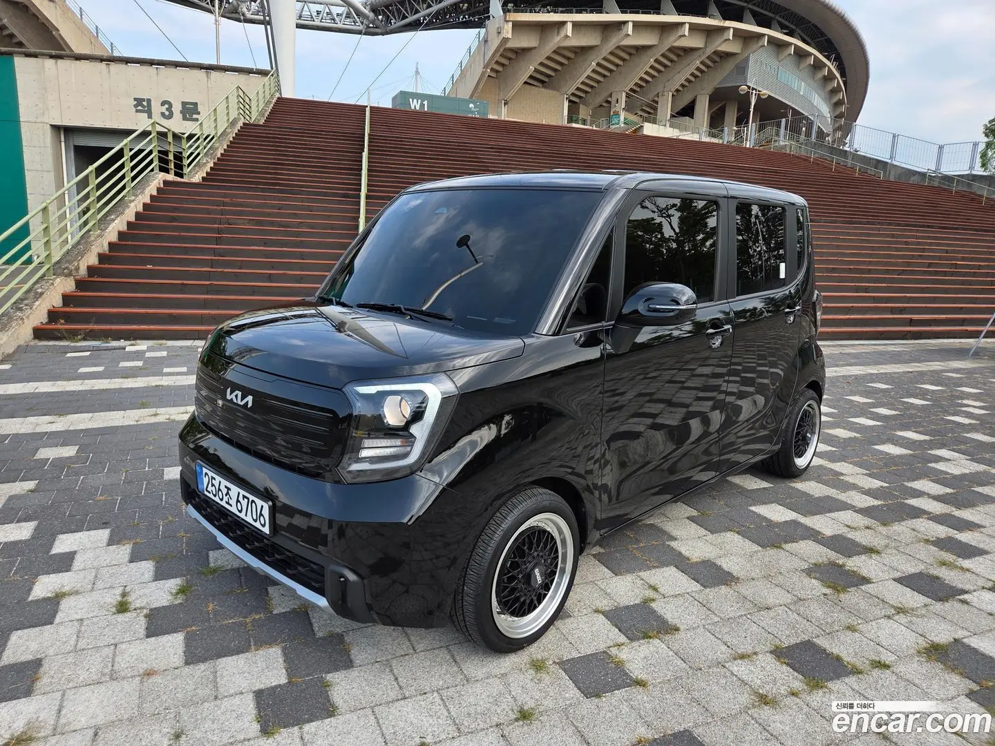 Main__Slider__Photo:RAY Kia 2024.10-0