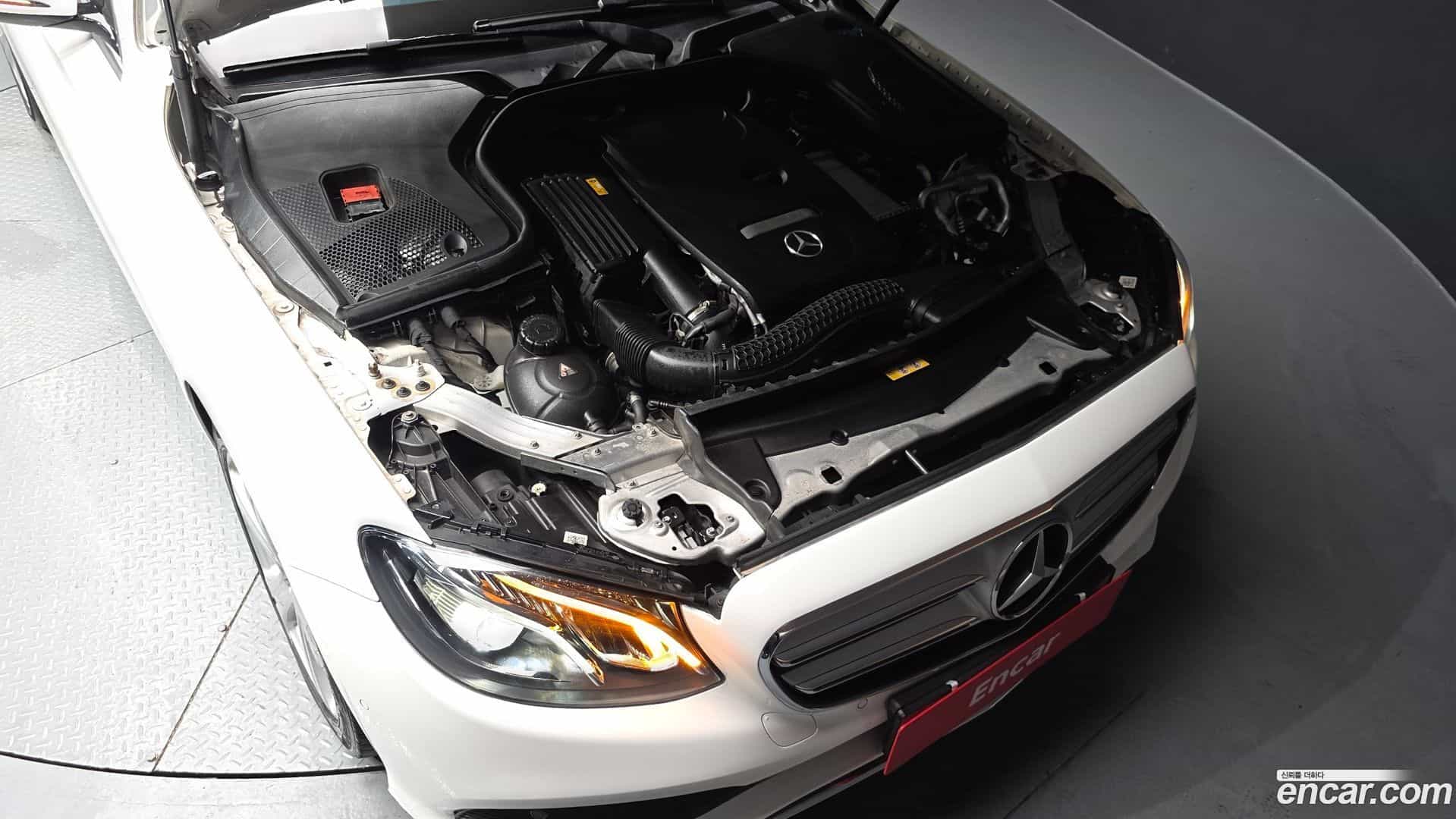E-Class Mercedes-Benz 2018.2-OUTER-006