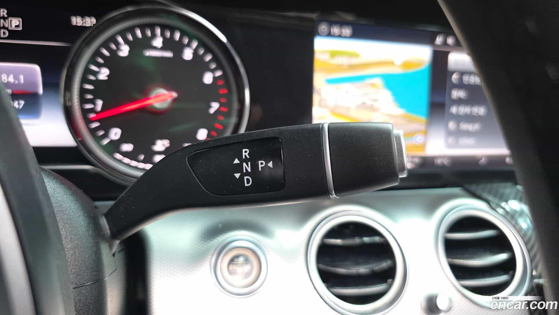 E-Class Mercedes-Benz 2018.2-INNER-009