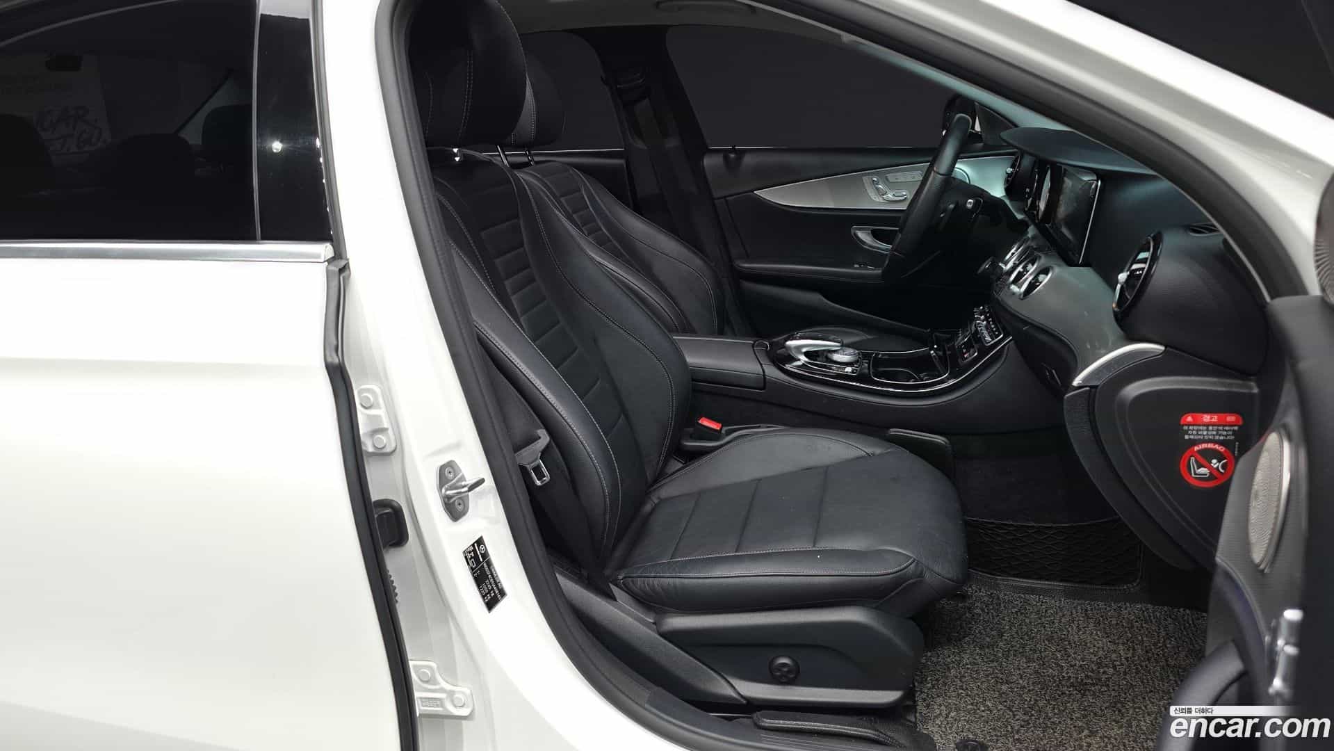 E-Class Mercedes-Benz 2018.2-OPTION-015