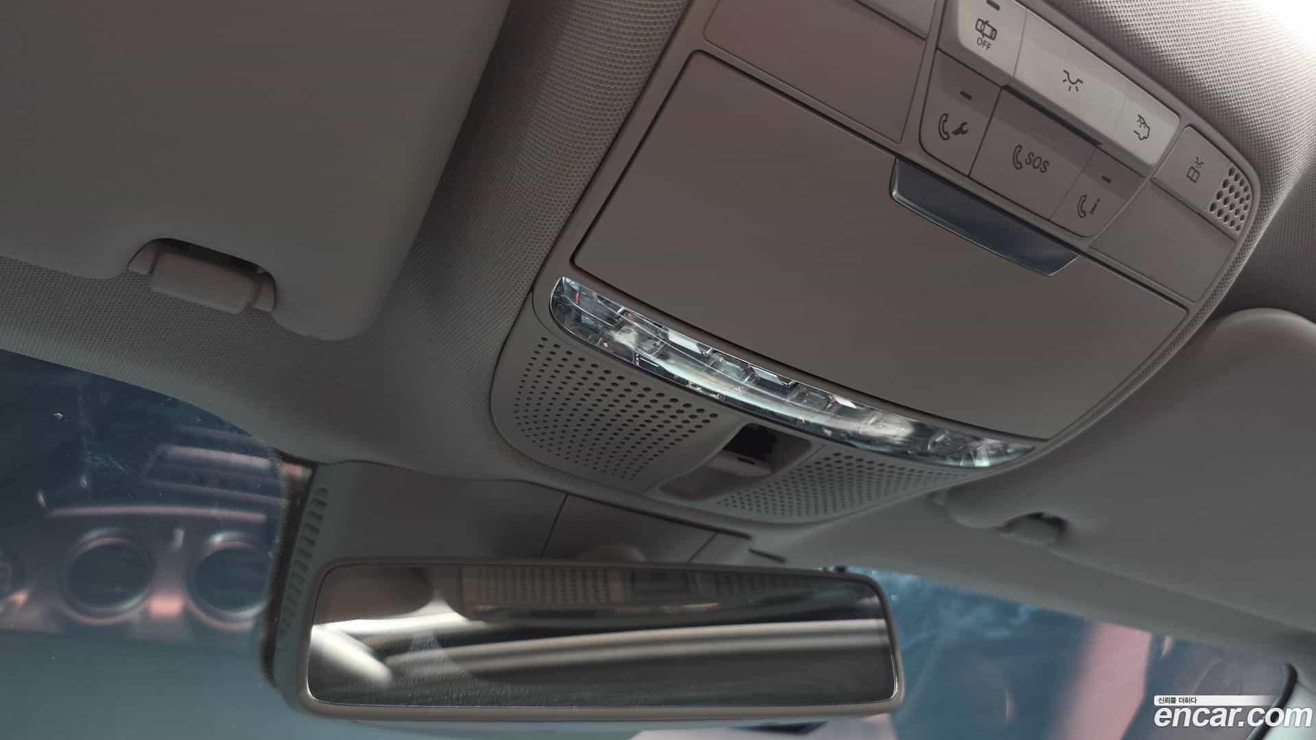 E-Class Mercedes-Benz 2018.2-OPTION-023