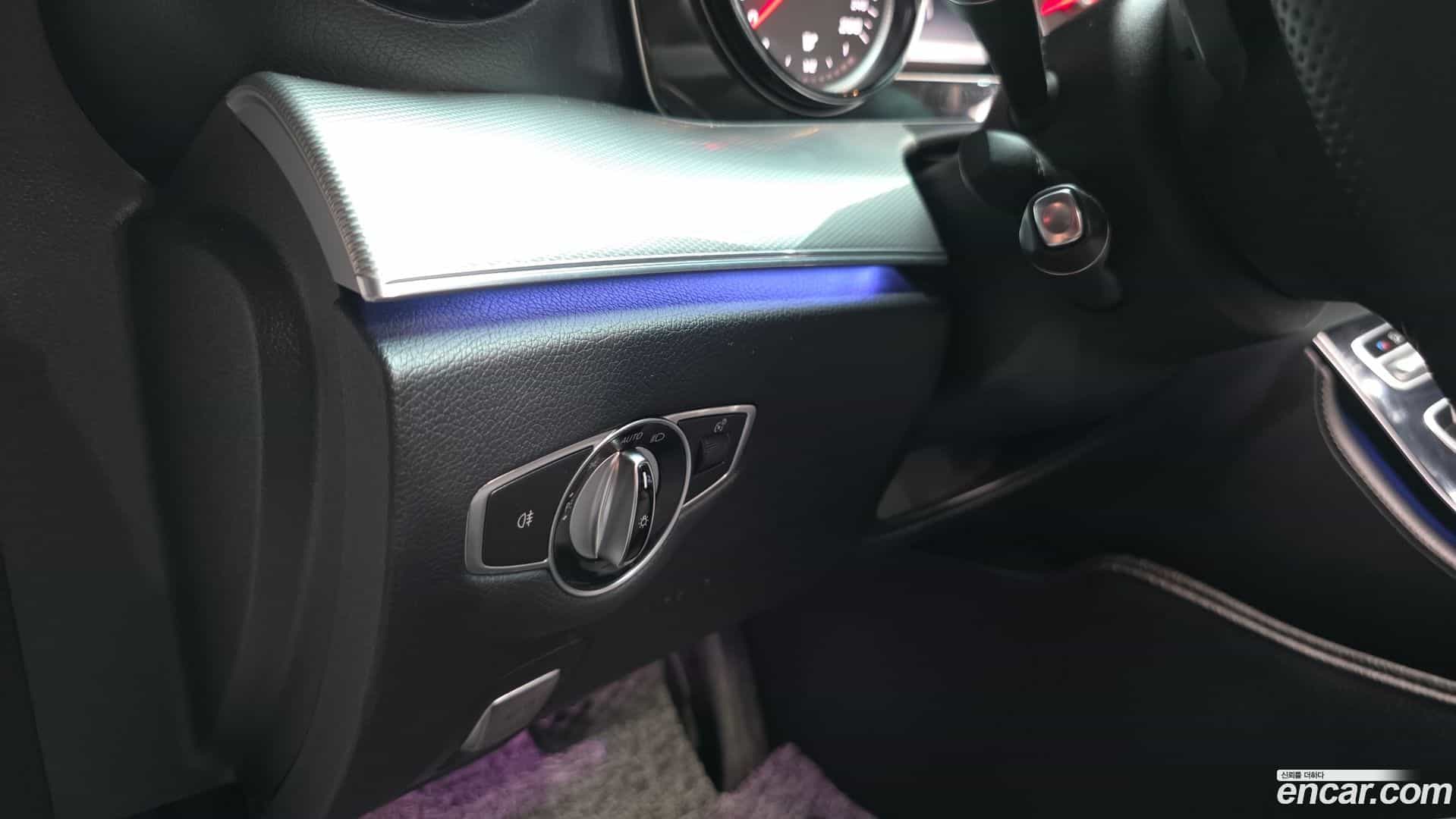 E-Class Mercedes-Benz 2018.2-OPTION-048