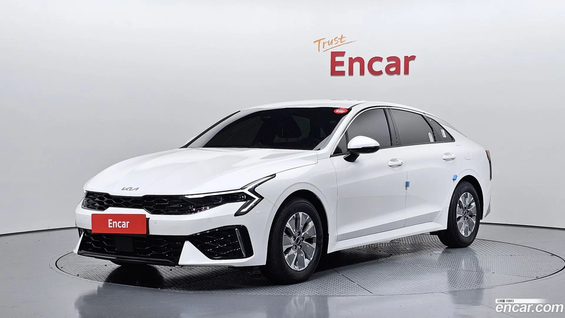 Main__Slider__Photo:K5 Kia 2025.10-0