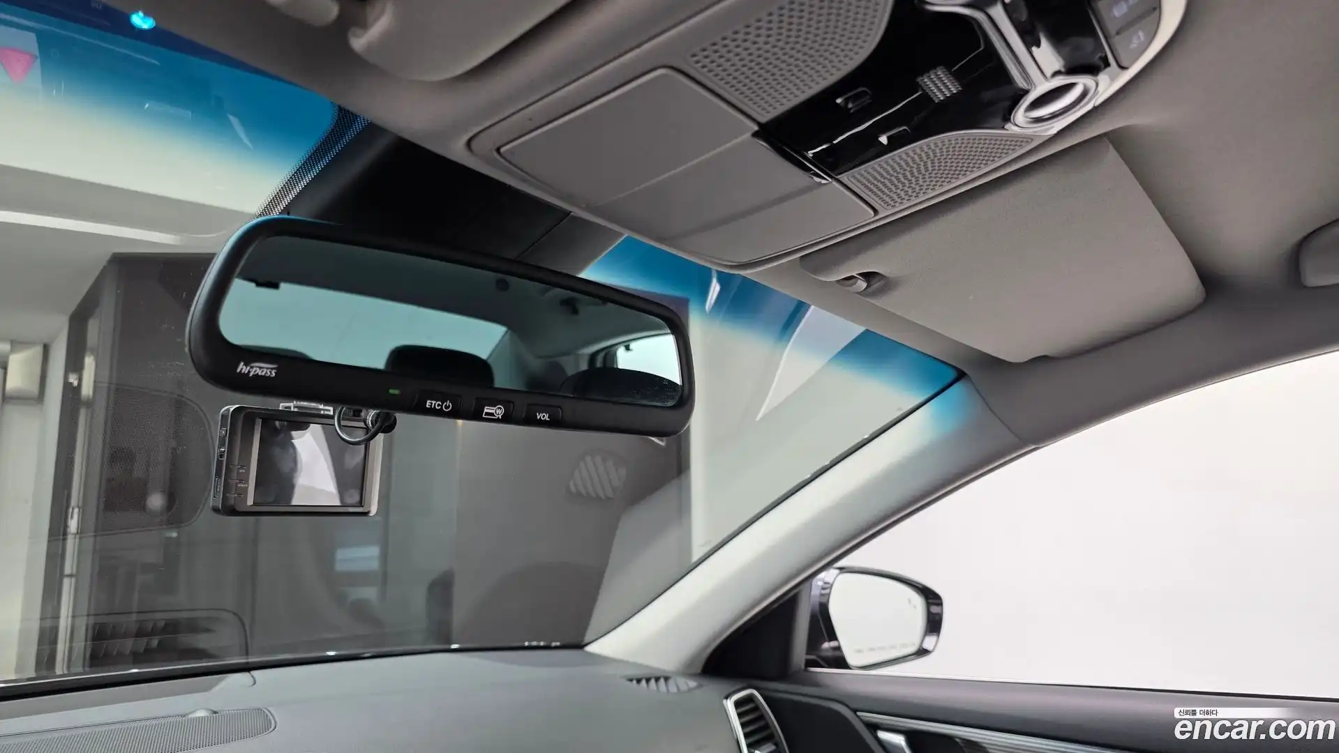 Grandeur Hyundai 2017.0-OPTION-022