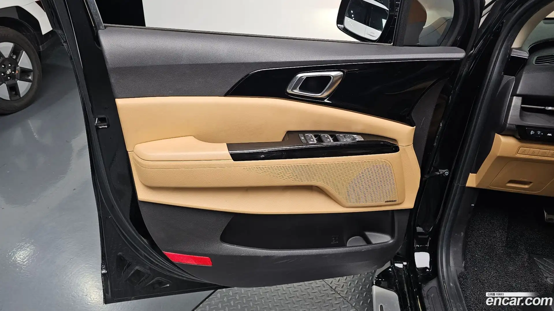 Canival Kia 2021.2-INNER-034