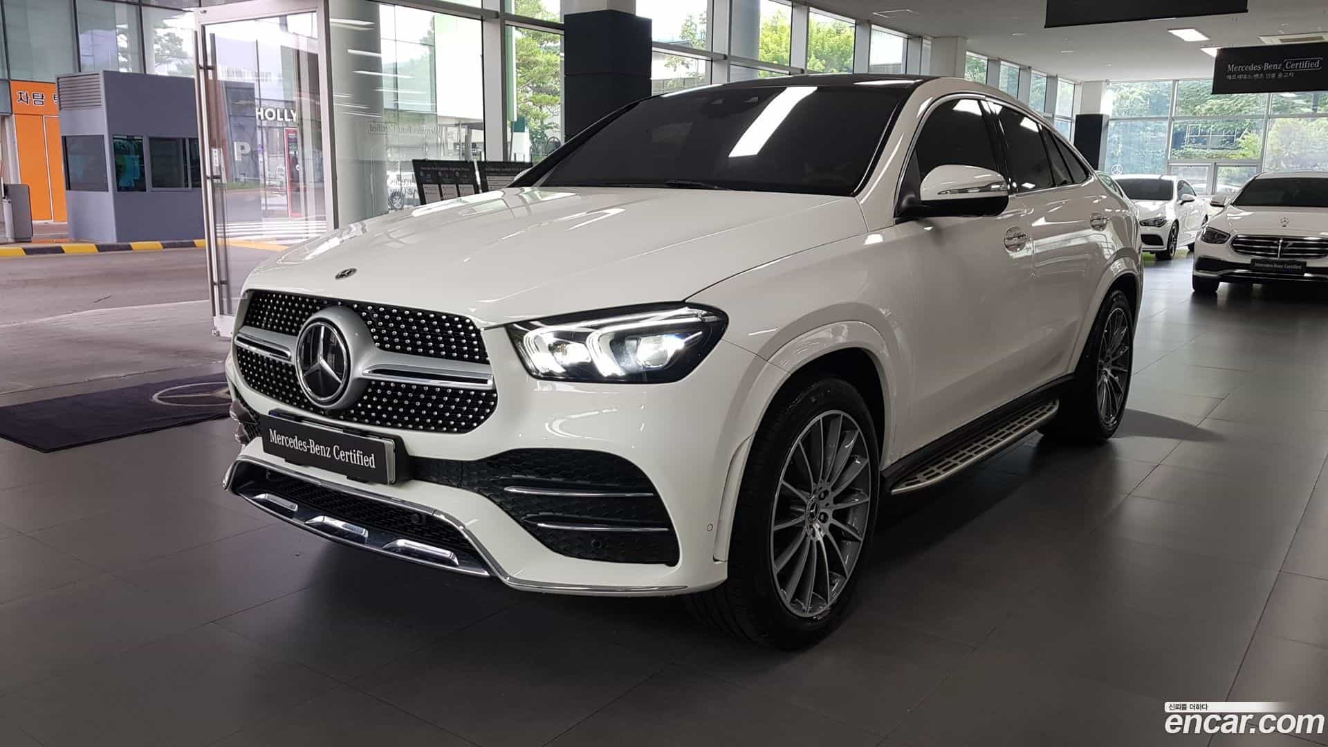 GLE-Class Mercedes-Benz 2023.4-OUTER-001