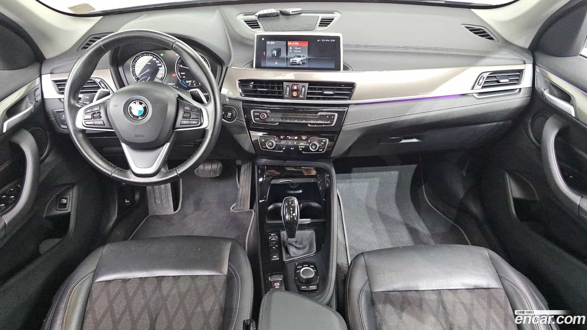 X1 BMW 2021.0-INNER-007
