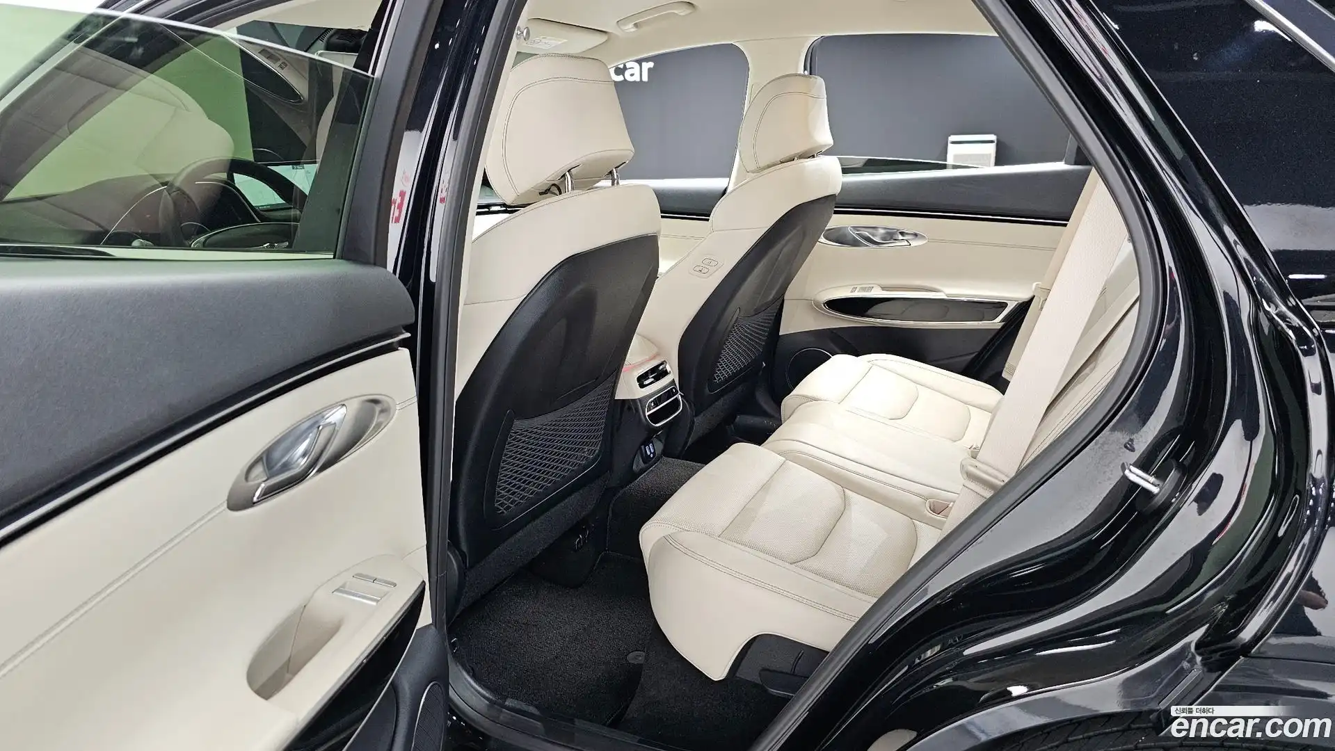 GV70 Genesis 2022.2-OPTION-015