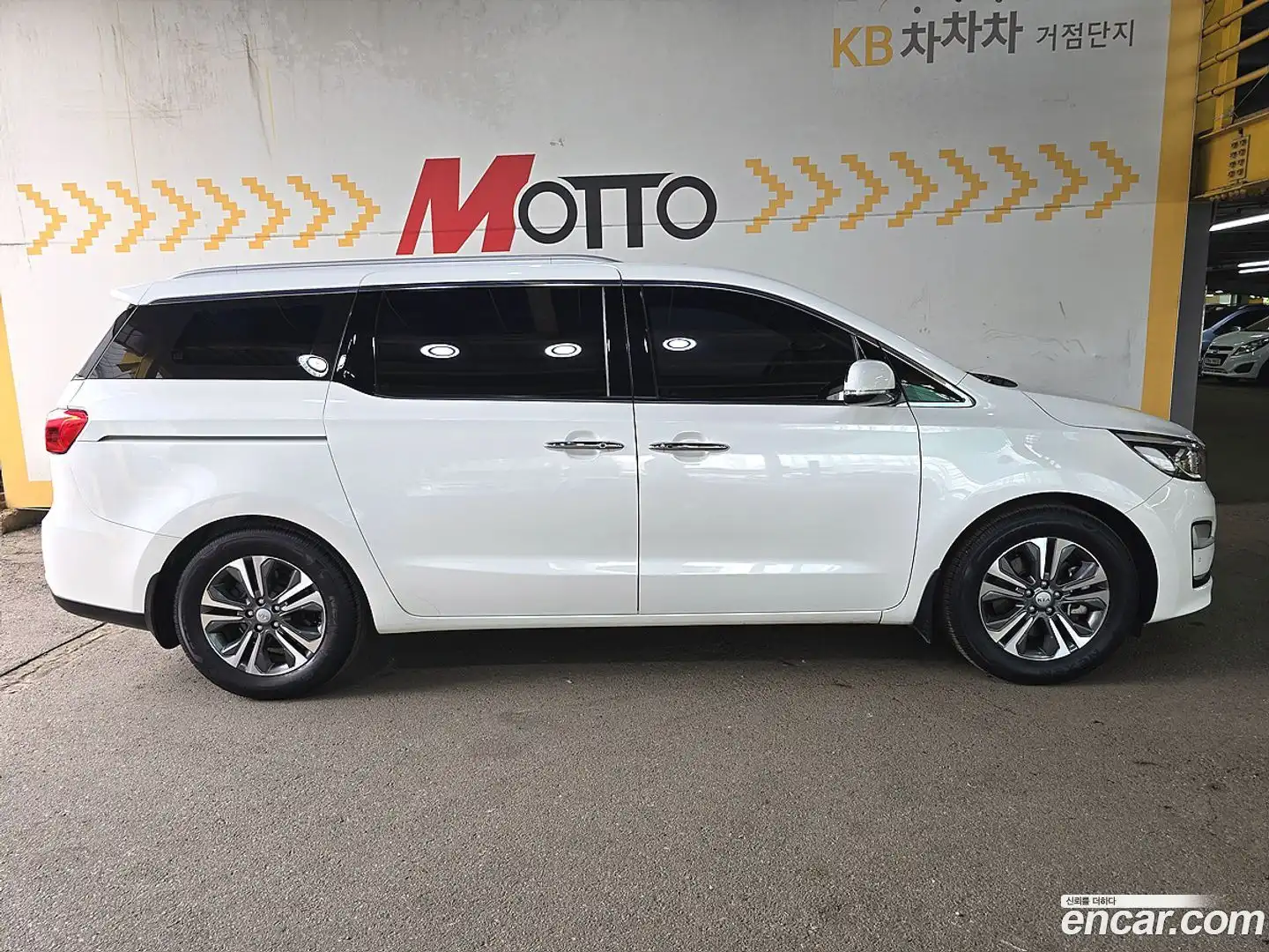 Canival Kia 2019.11-OUTER-004