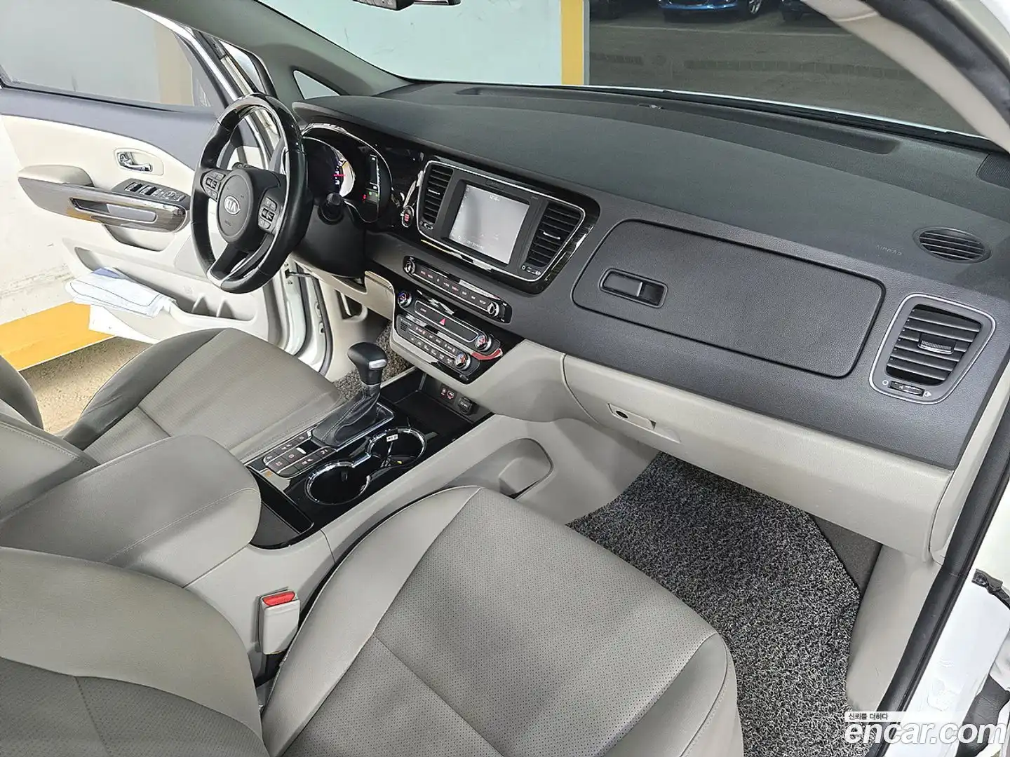 Canival Kia 2019.11-OPTION-021