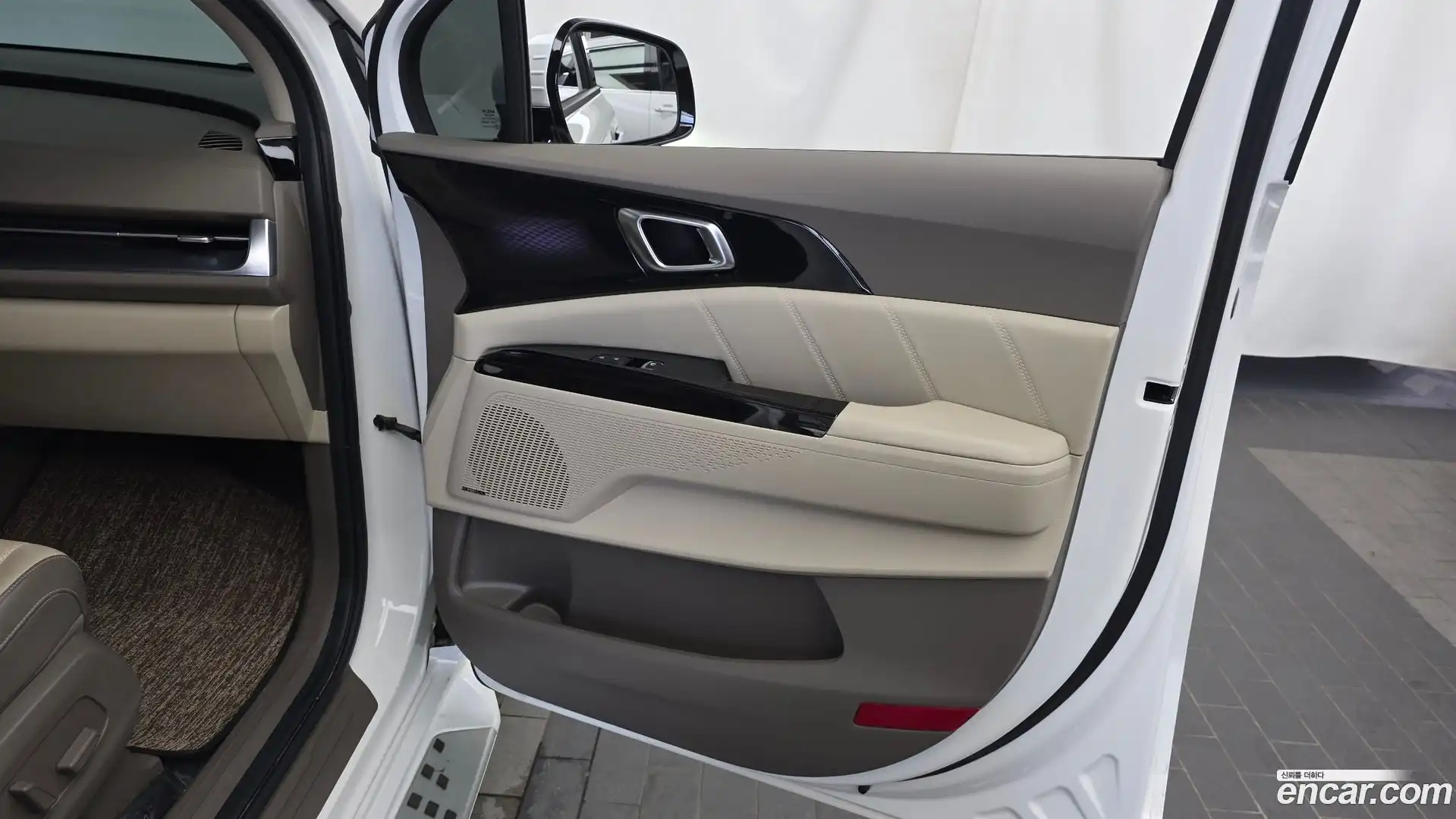Canival Kia 2022.2-INNER-035