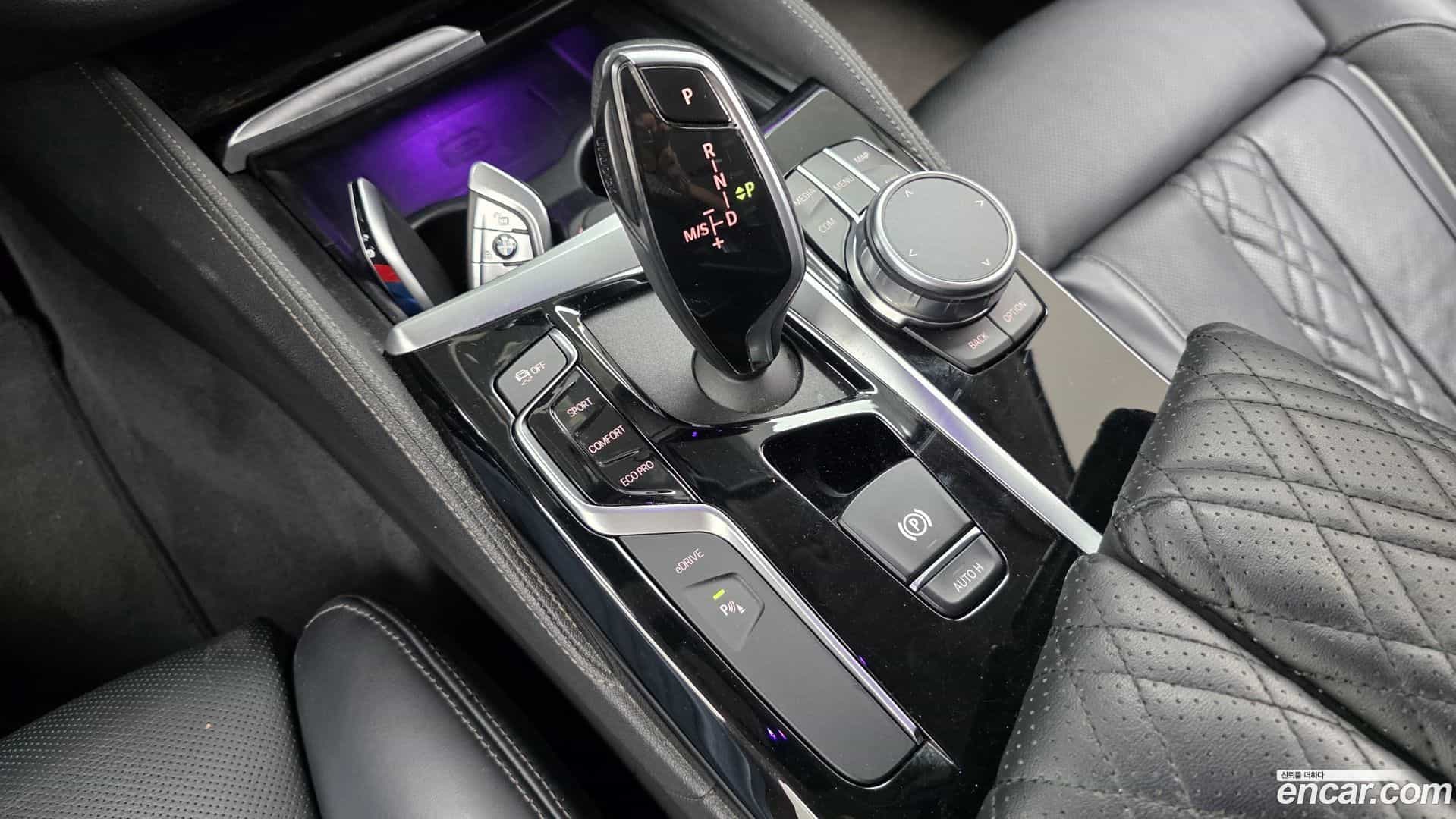 5-Series BMW 2020.7-INNER-009