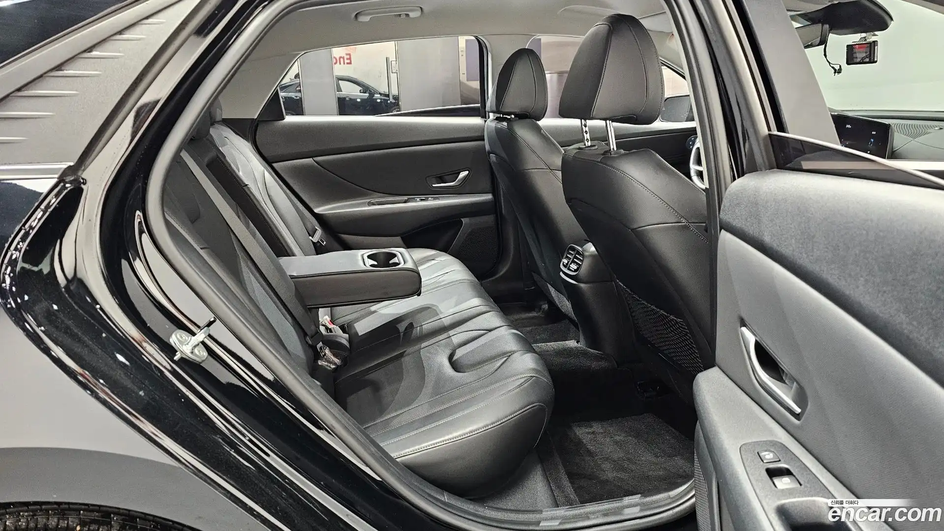 AVANTE Hyundai 2022.6-OPTION-015