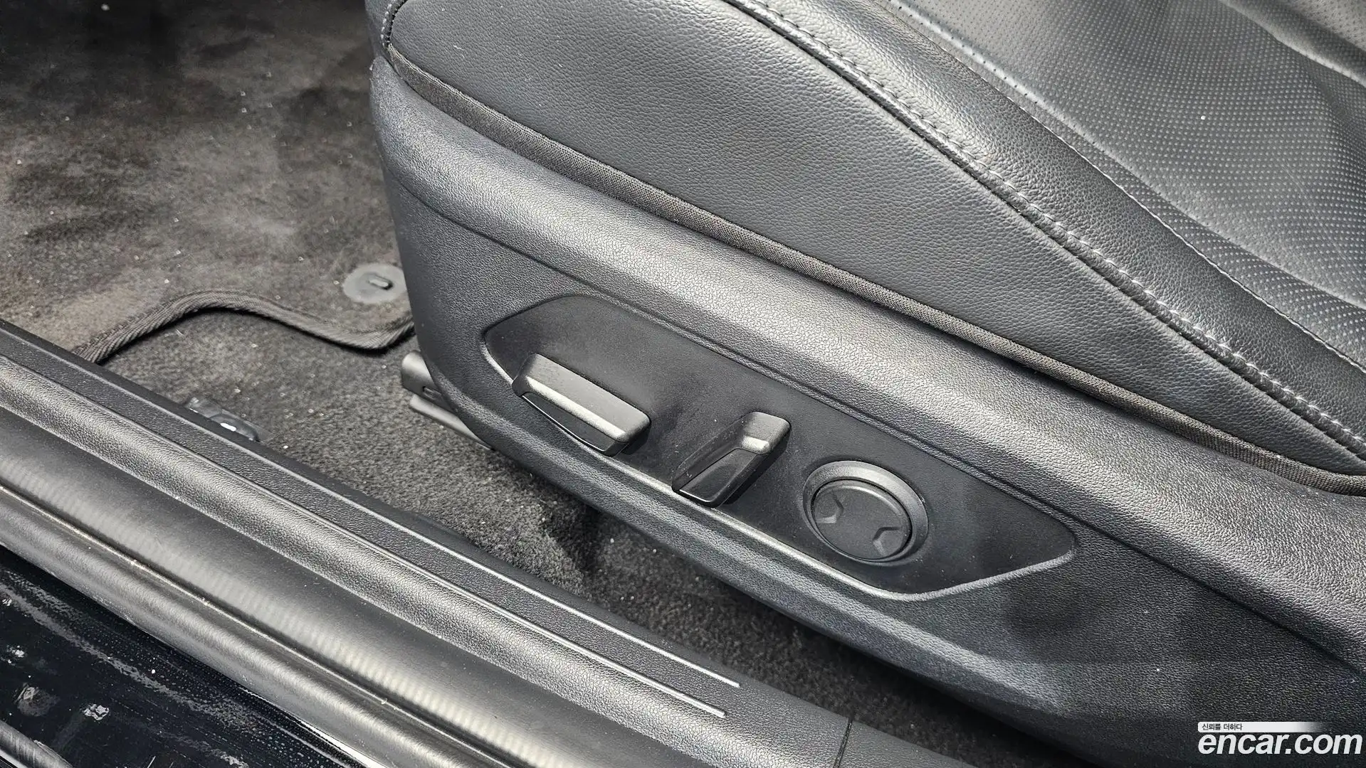 AVANTE Hyundai 2022.6-OPTION-023