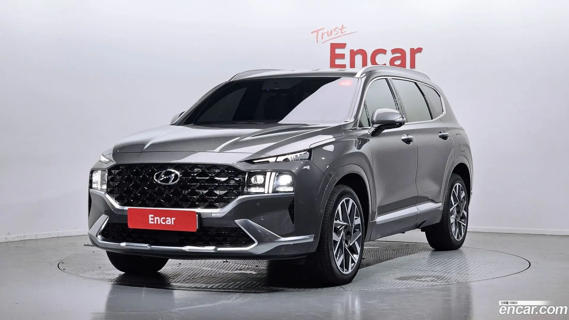 Main__Slider__Photo:Santafe Hyundai 2021.6-0