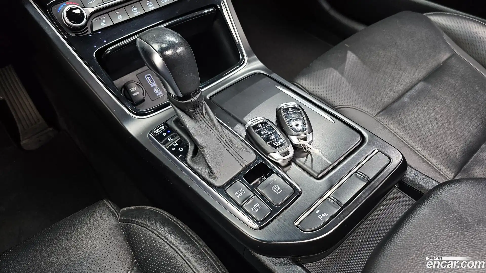 Grandeur Hyundai 2017.8-INNER-009