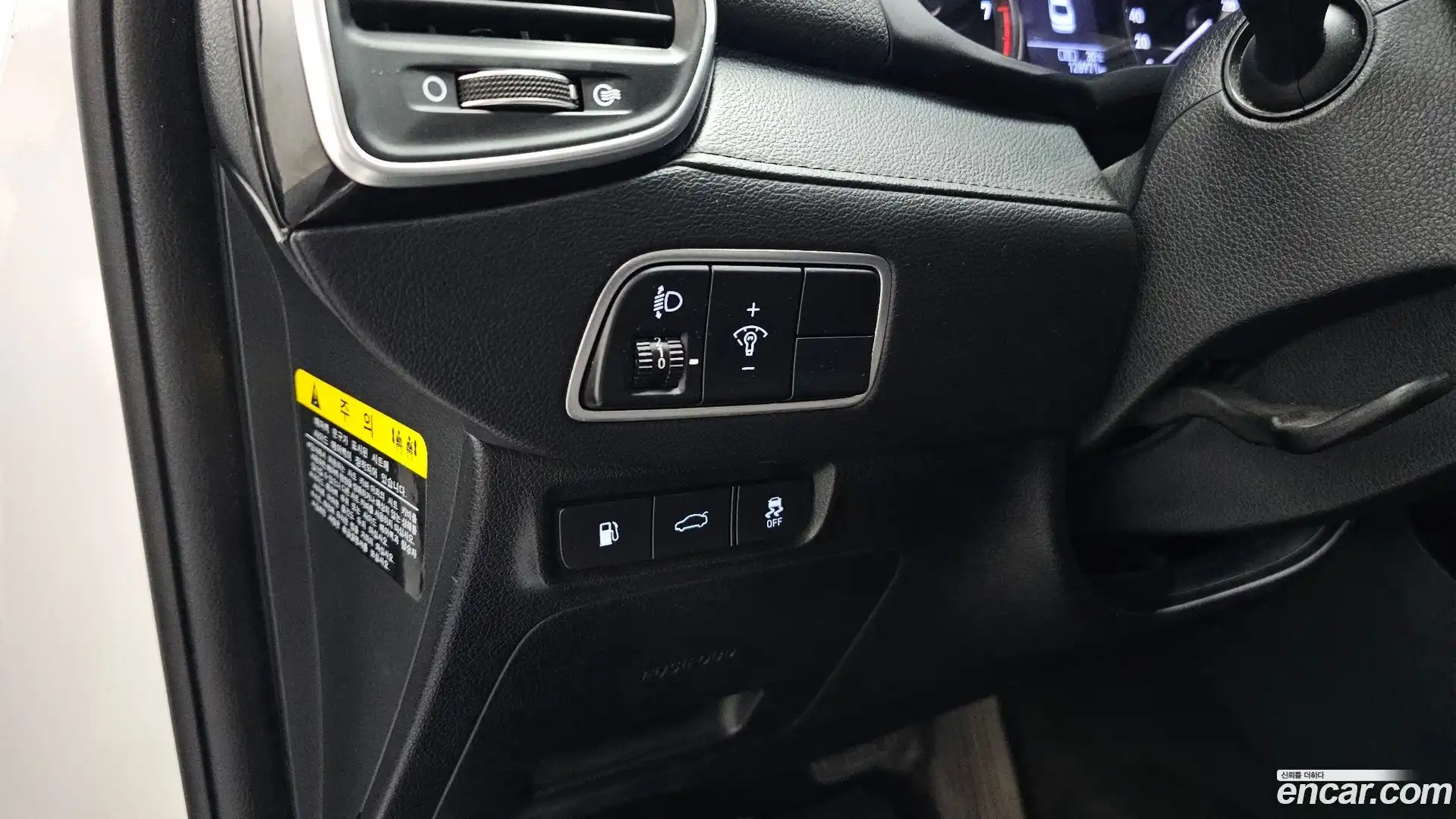 Grandeur Hyundai 2017.8-OPTION-023
