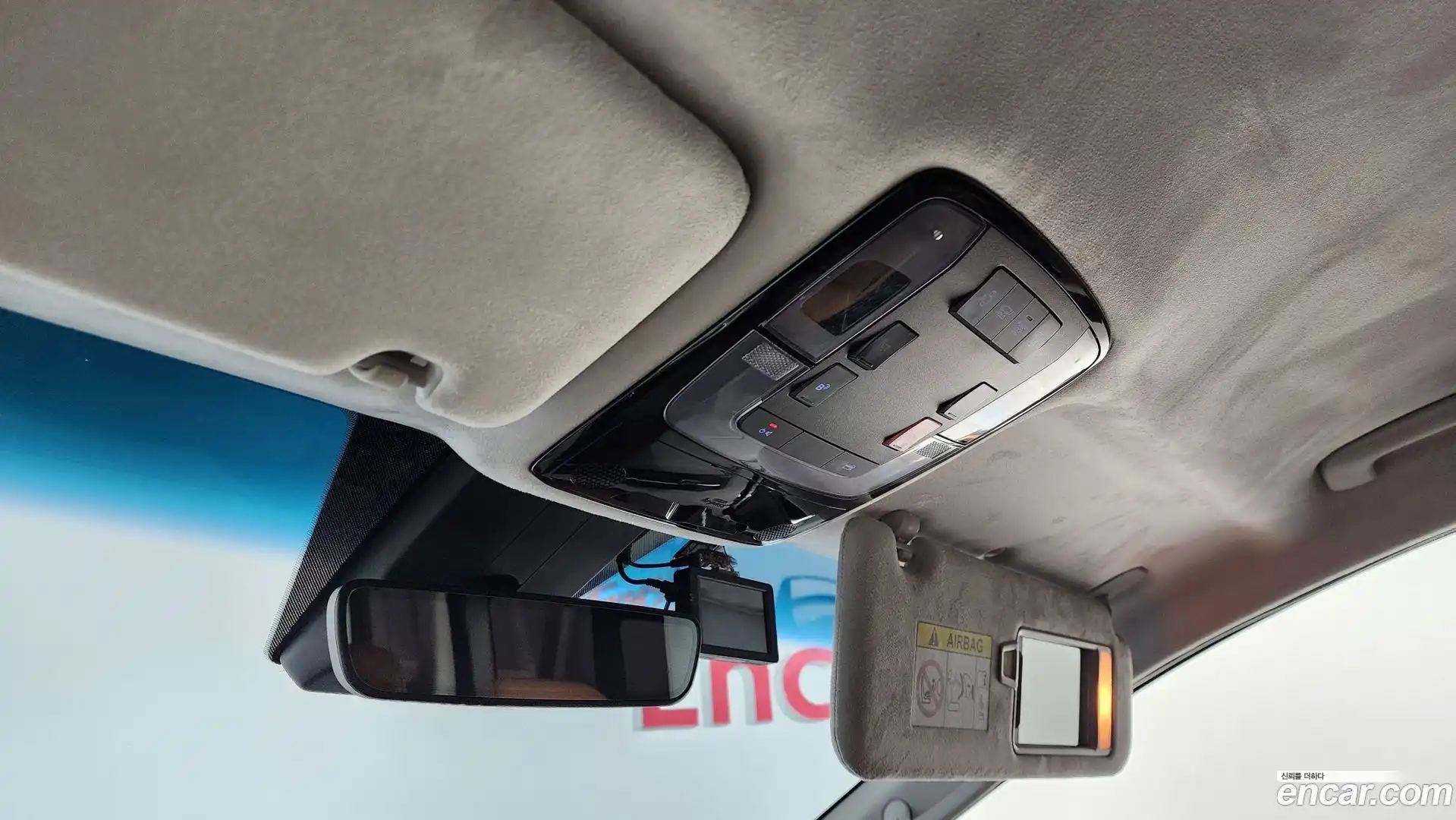 Staria Hyundai 2022.10-OPTION-021