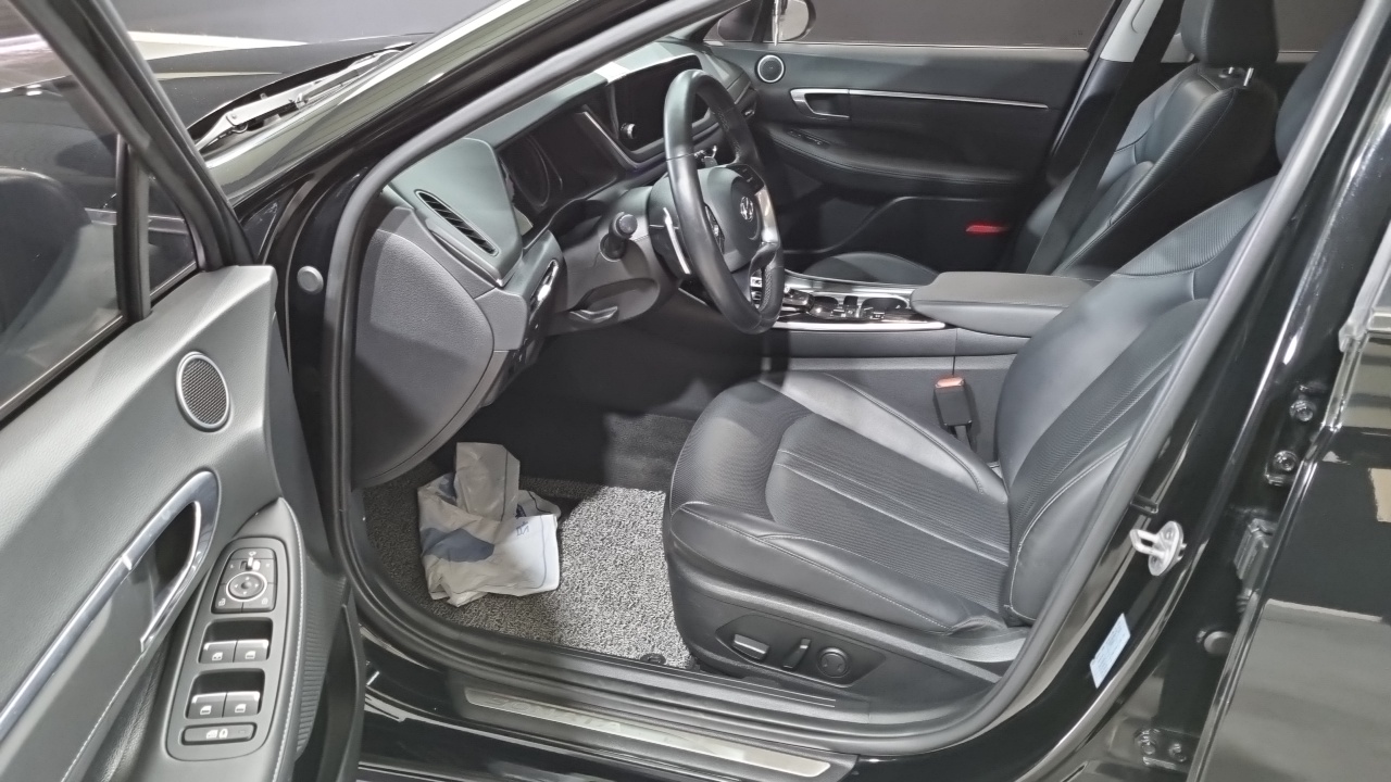 Sonata Hyundai 2022.10-INNER-010
