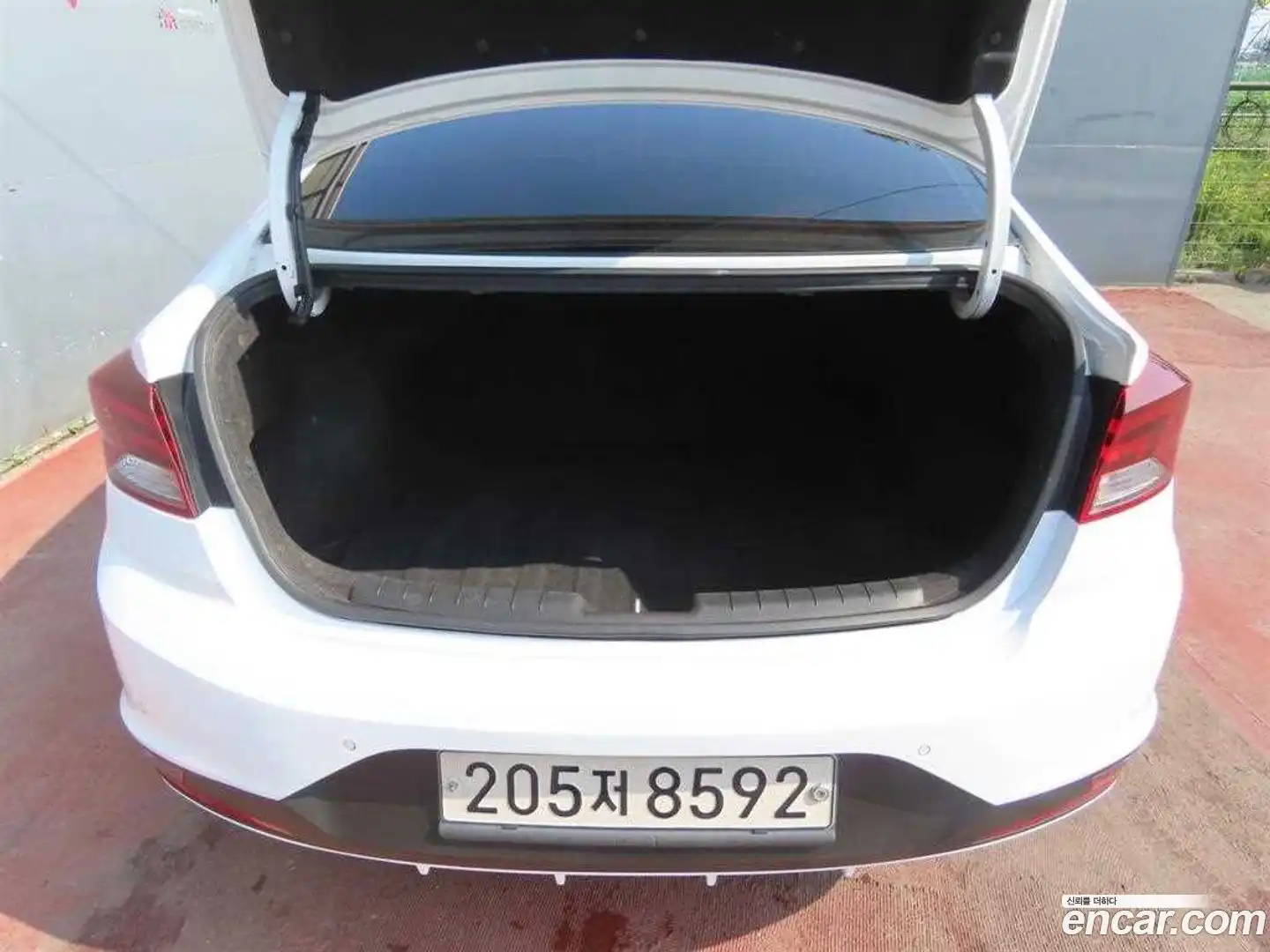AVANTE Hyundai 2018.9-OUTER-005