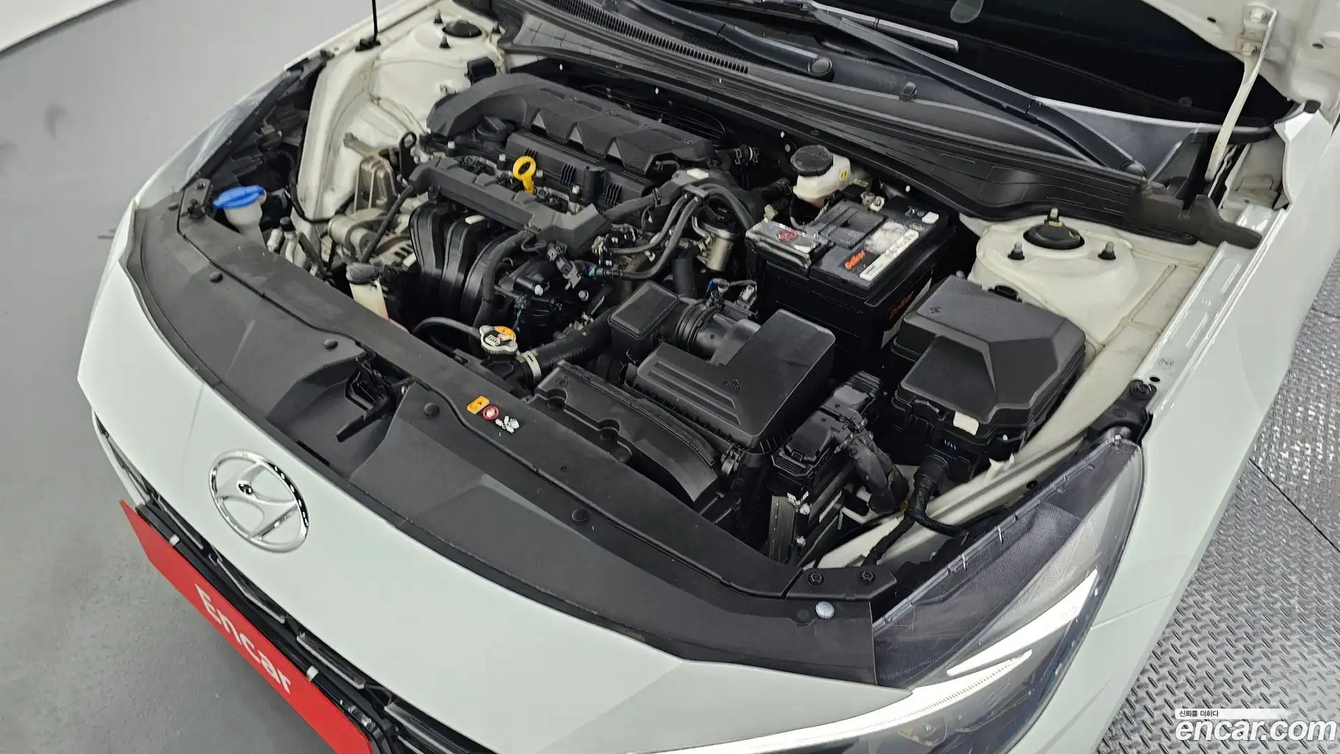 AVANTE Hyundai 2020.10-OUTER-006